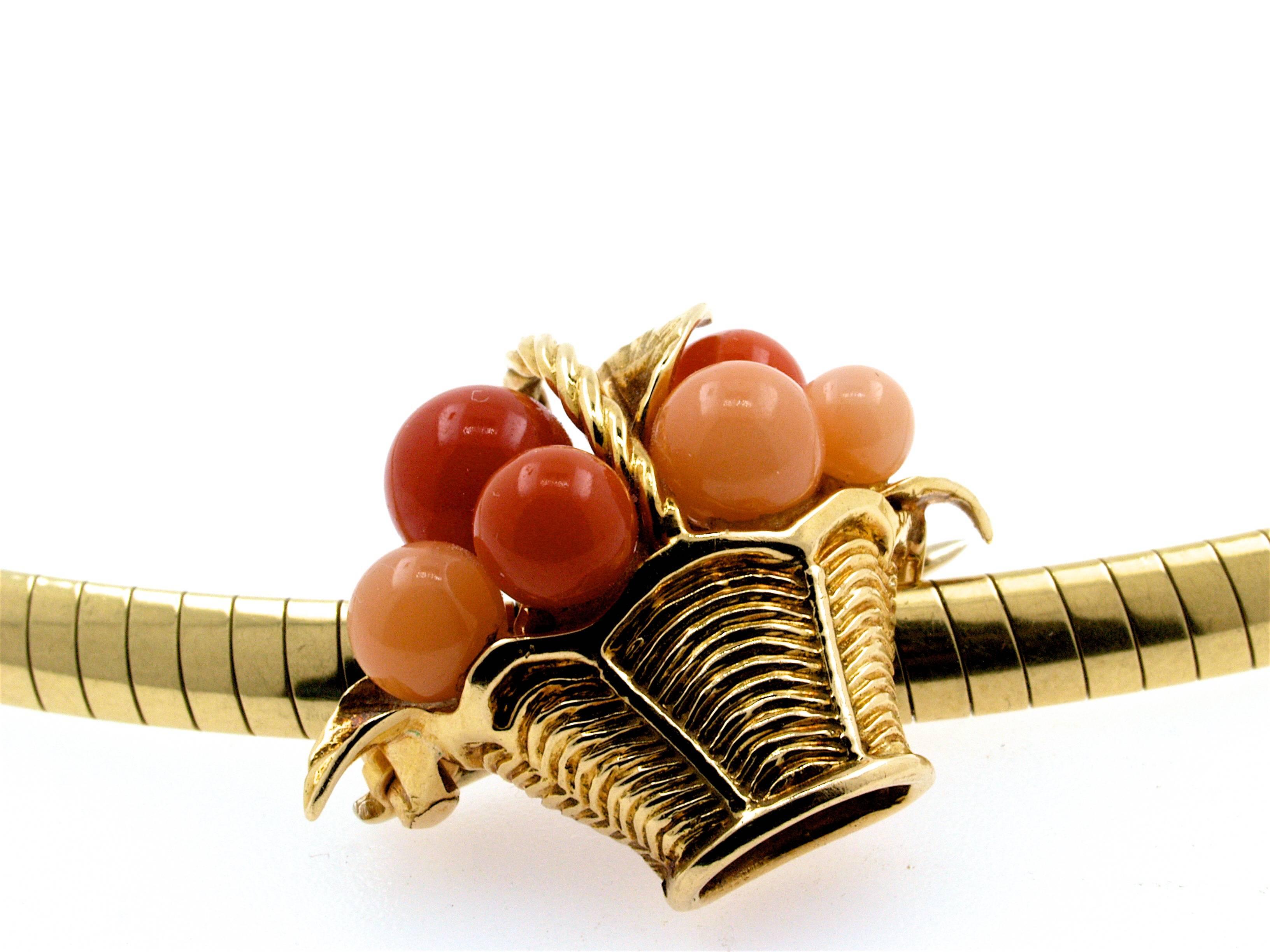 Art Nouveau Van Cleef & Arpels Coral Gold Necklace Brooch Pendant For Sale