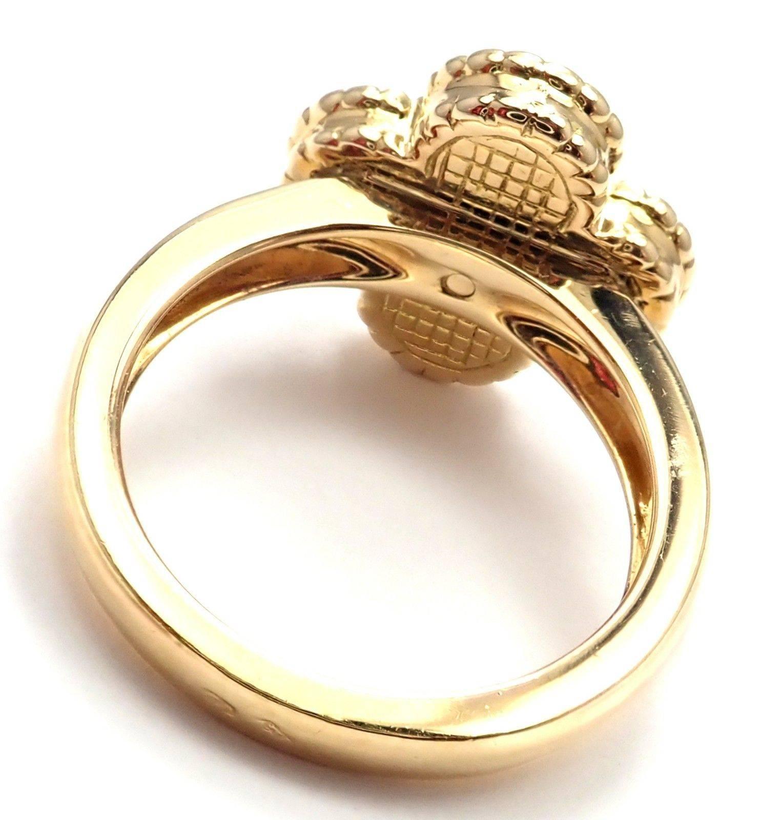 Women's or Men's Van Cleef & Arpels Vintage Alhambra Diamond Mother-of-Pearl Yellow Gold Ring
