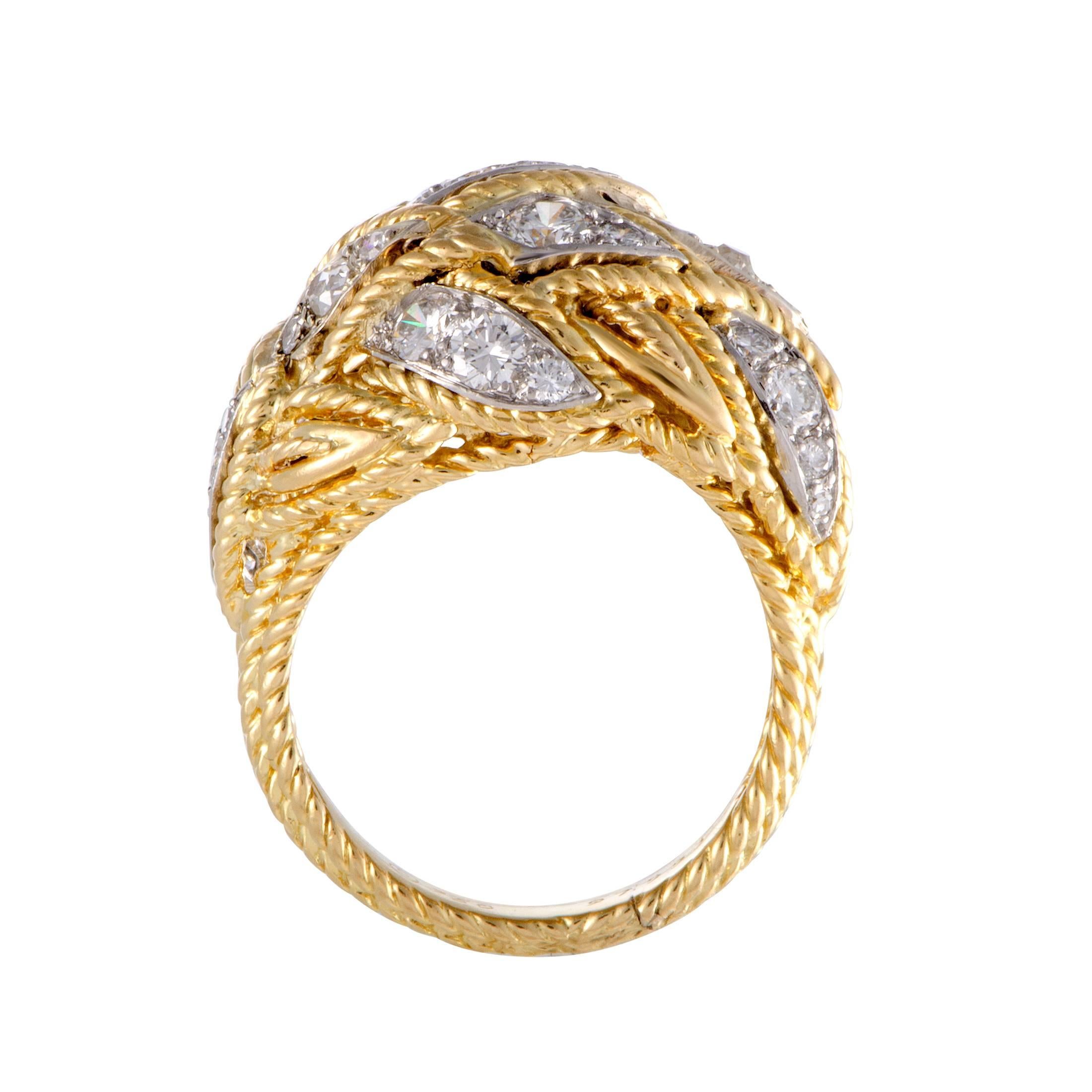 The luxurious radiance of 18K yellow gold and the alluring brilliance of diamond stones produce an incredibly sophisticated aesthetic effect in this vintage piece. The ring is a Van Cleef & Arpels design and it is decorated with a total of 1.00