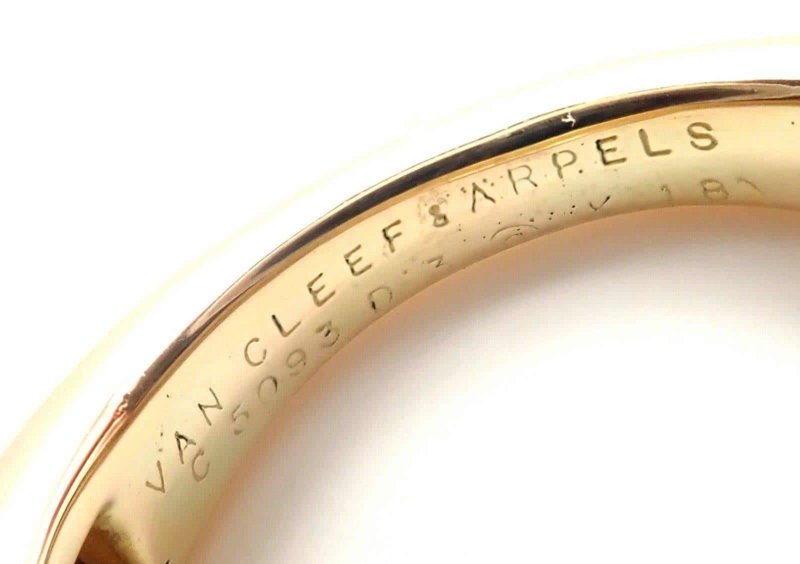 Van Cleef & Arpels Vintage Enamel Yellow Gold Band Ring 4