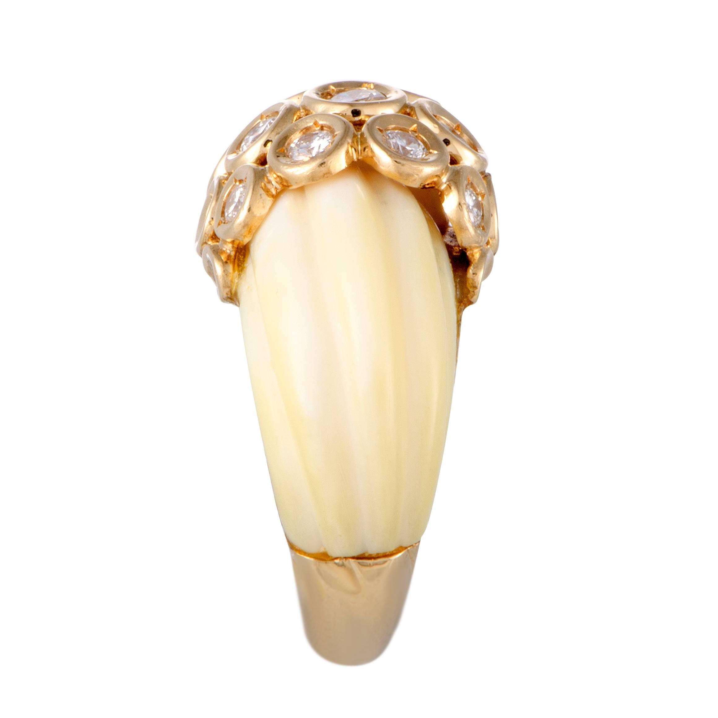 Van Cleef & Arpels White Coral and Diamond Yellow Gold Band Ring In Excellent Condition In Southampton, PA