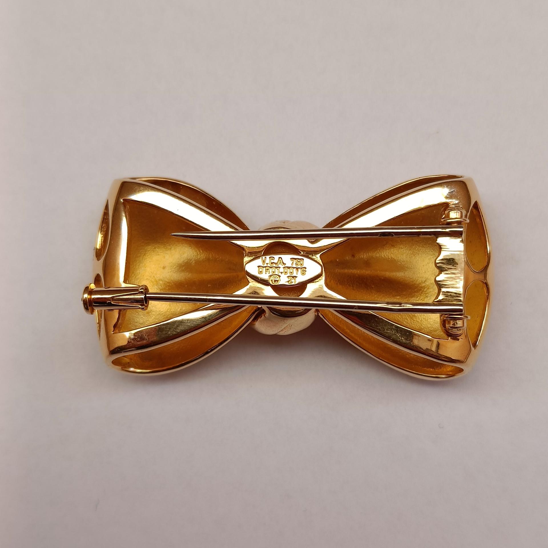 Van Cleef & Arpels 18k Gold Bow Clip Brooch For Sale 2