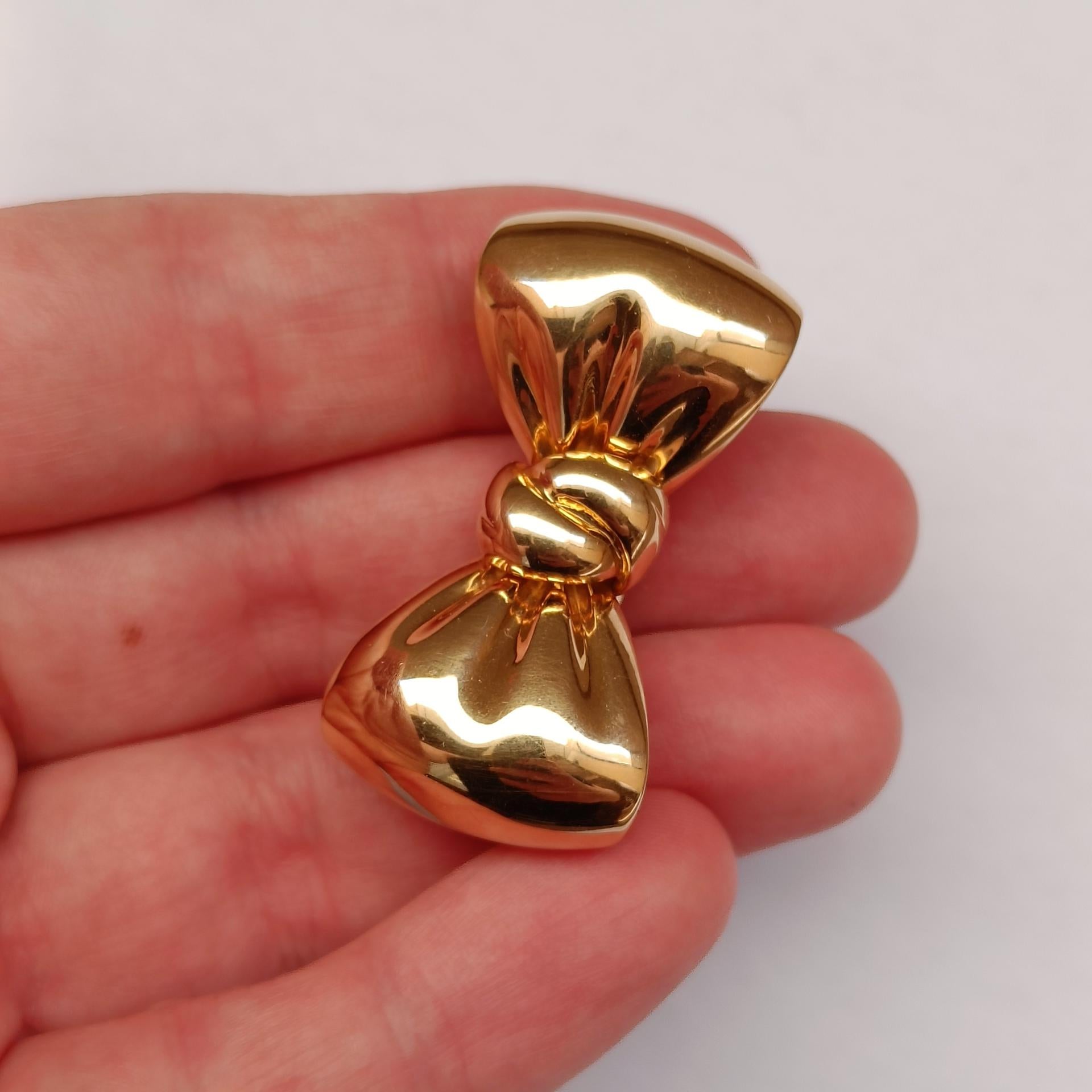 Van Cleef & Arpels 18k Gold Bow Clip Brooch For Sale 5