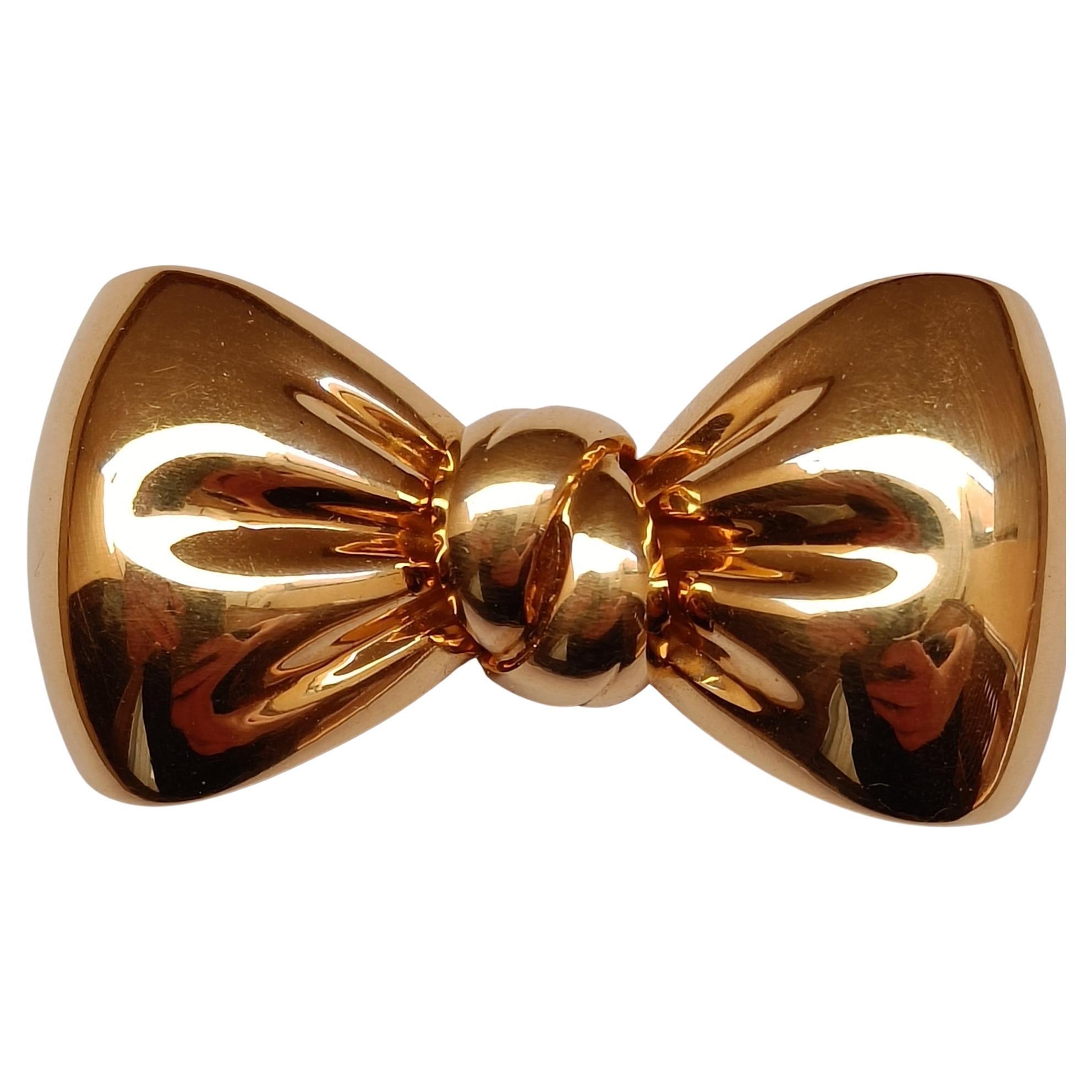 Van Cleef & Arpels 18k Gold Bow Clip Brooch For Sale