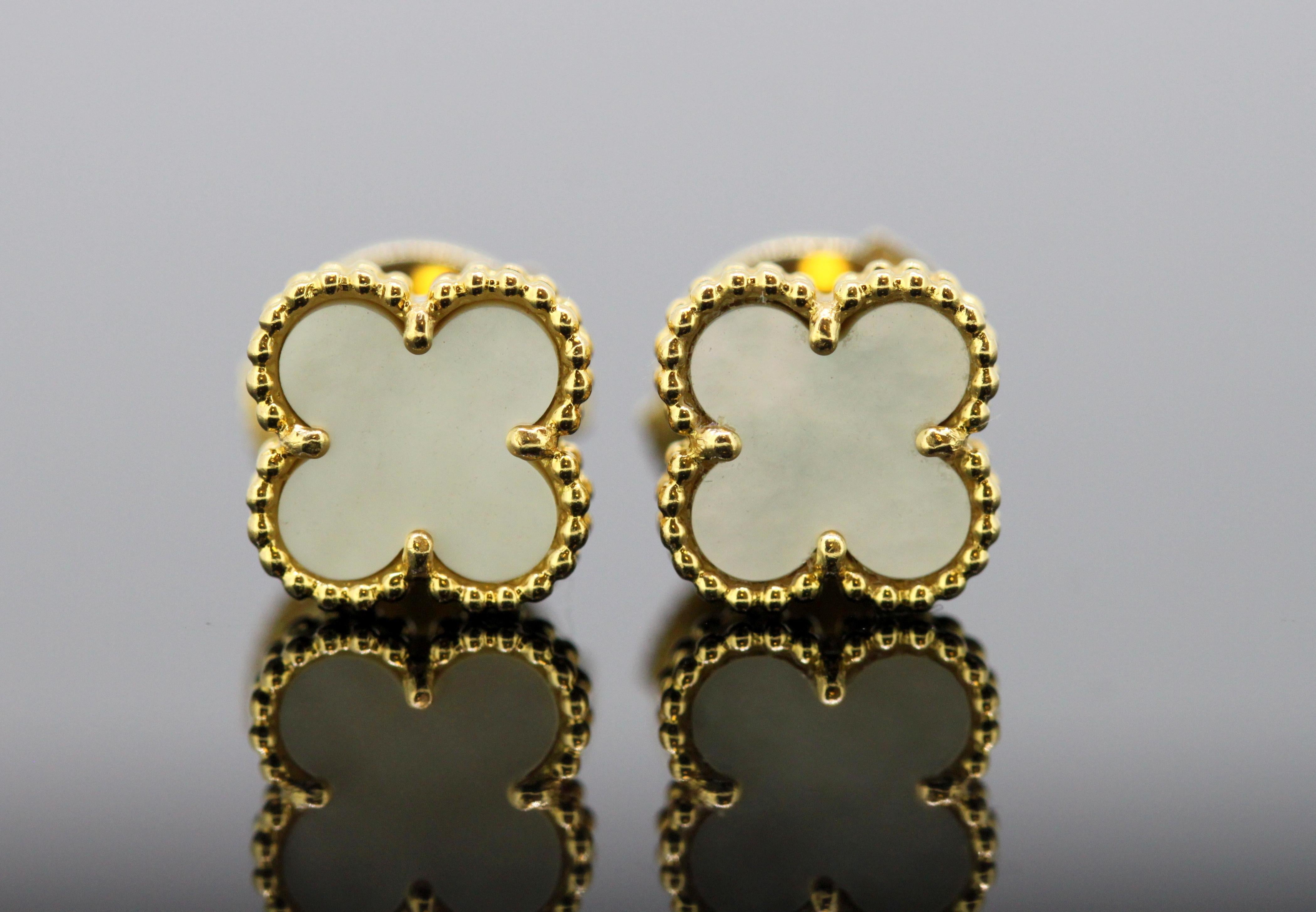 Van Cleef Alhambra 18 Karat Gold Stud Earrings with Mother of Pearl In Excellent Condition In Braintree, GB