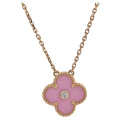 Van Cleef Alhambra 2015 Holiday Diamond Rosa Sèvres Porzellan Anhänger Halskette