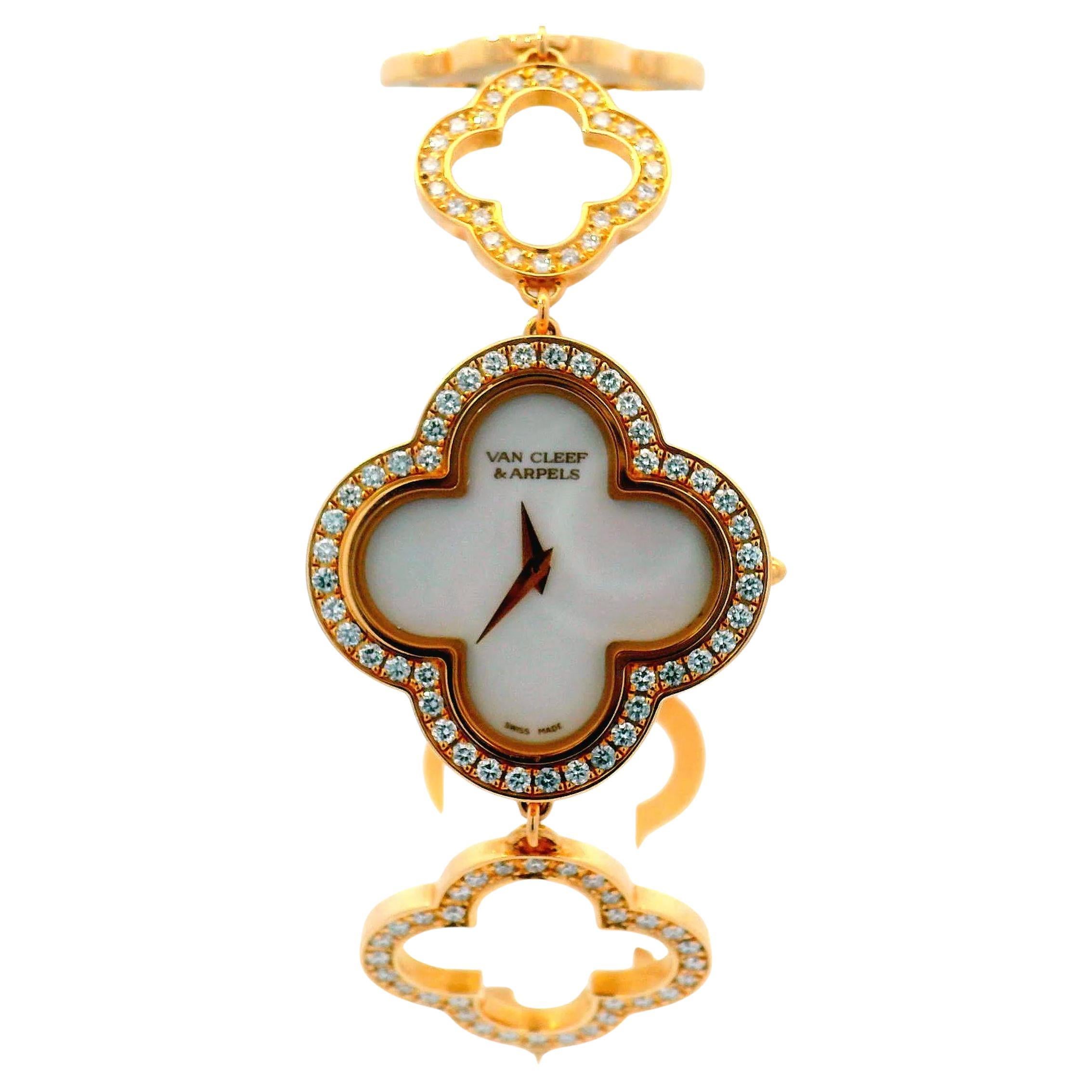 Montre pour dames Van Cleef Alhambra Cadran en nacre en vente