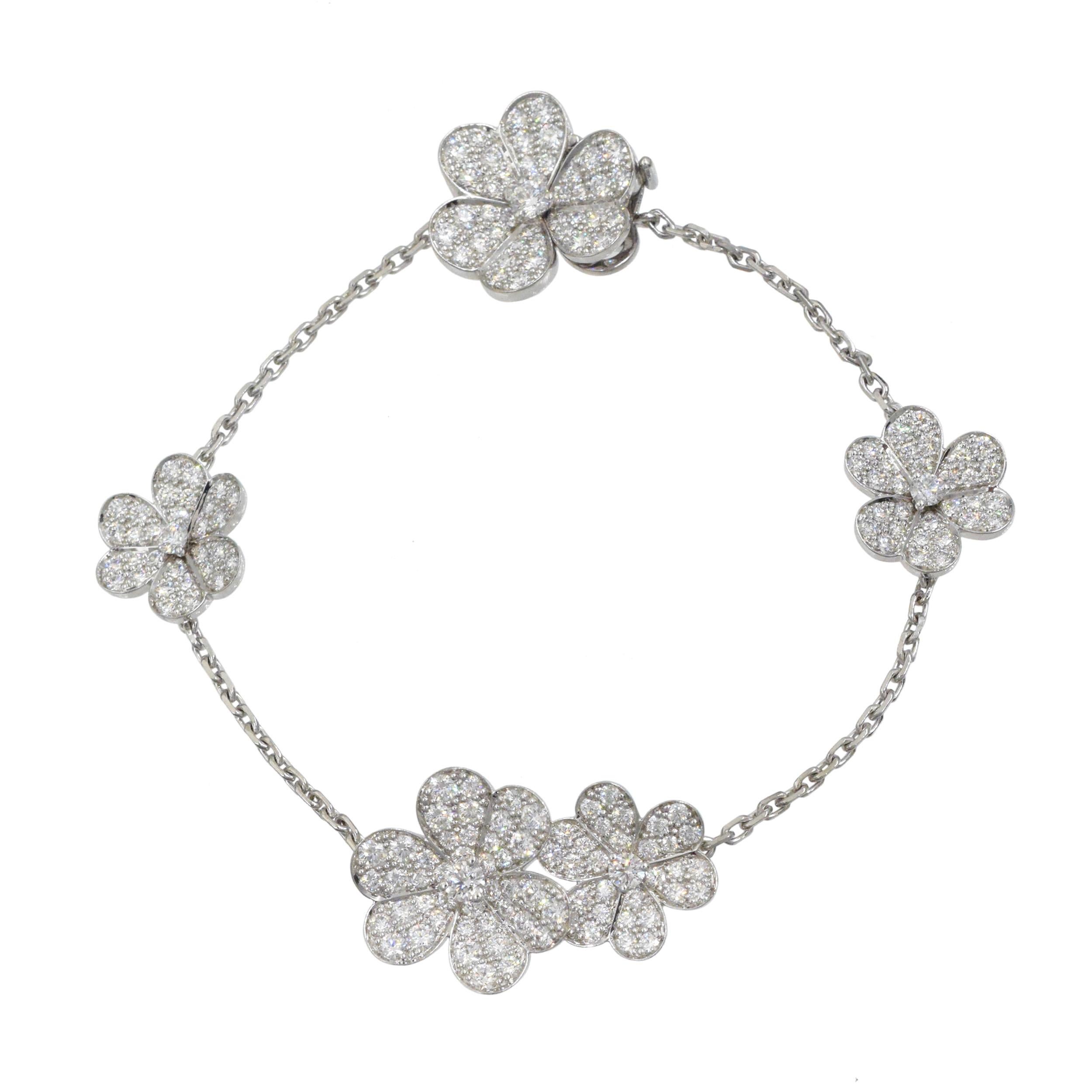Van Cleef and Aprels Collar Frivole de Diamantes, Pulsera PendientesSet. en venta 3