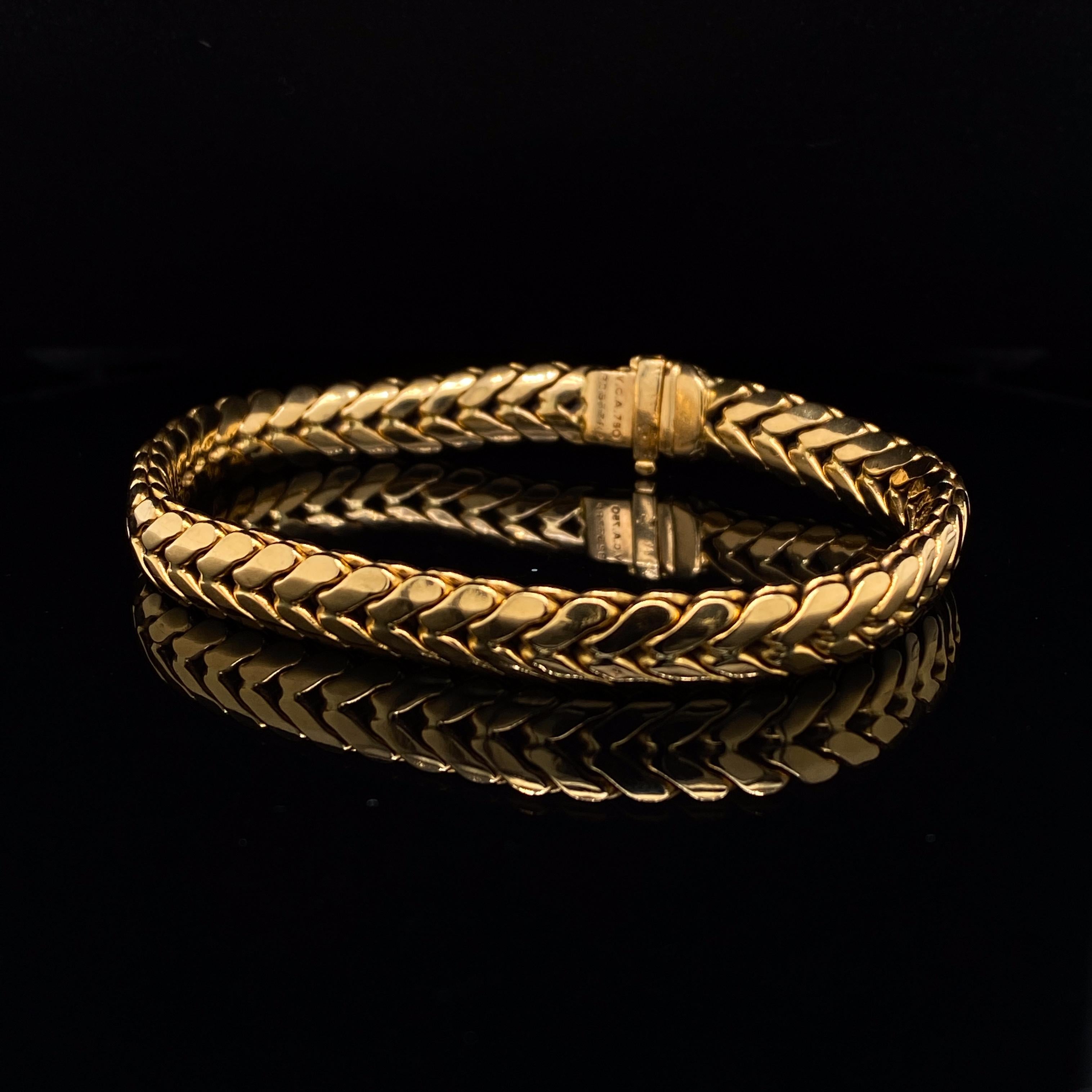 Van Cleef & Arpels 18 Karat Yellow Gold Bracelet 2