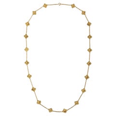 Van Cleef and Arpels, collier vintage Alhambra à motifs en or 18 carats 20