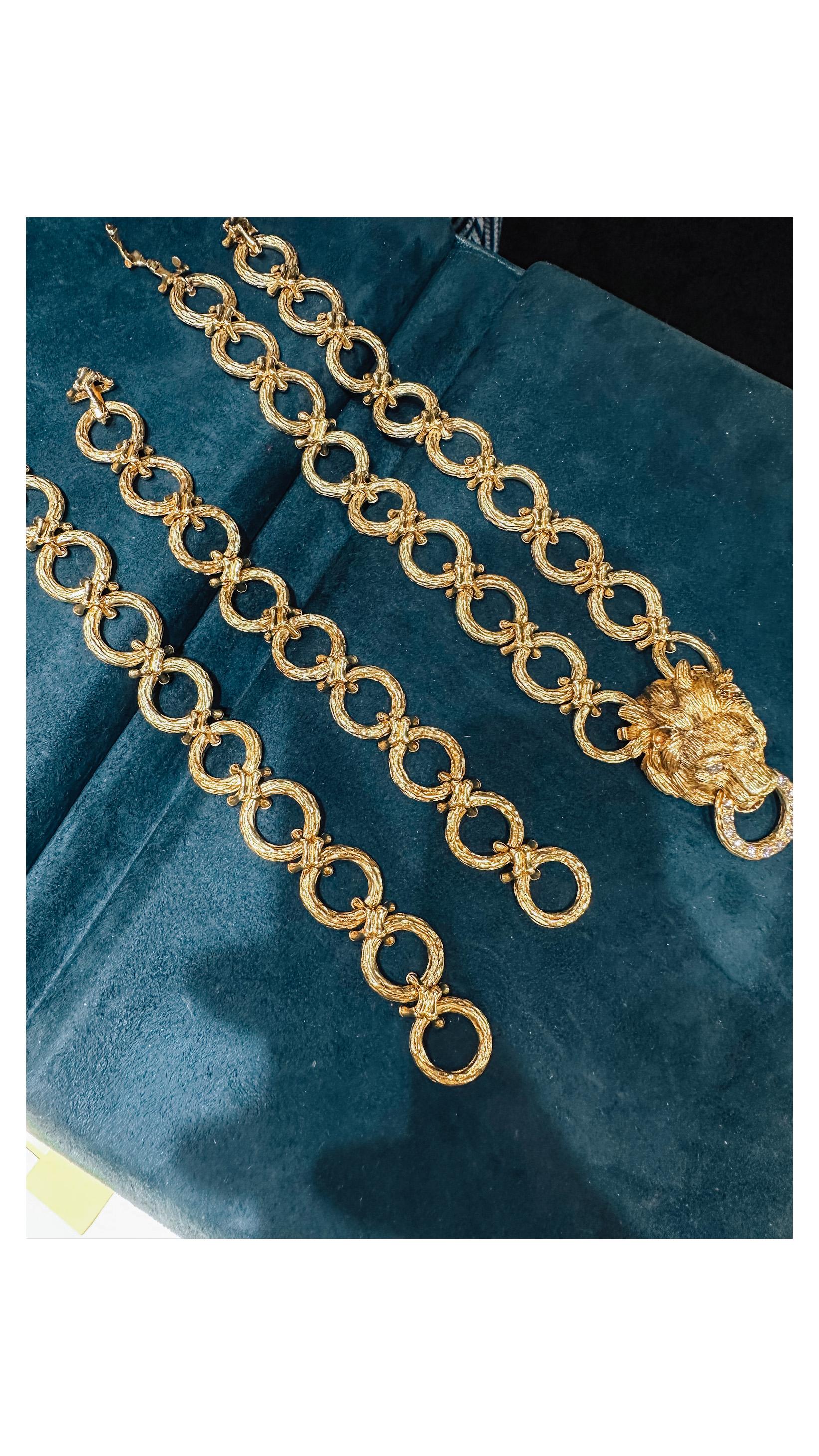 Van Cleef and Arpels 18K Yellow Gold Lion Brooch Pendant Convertible Necklace For Sale 2