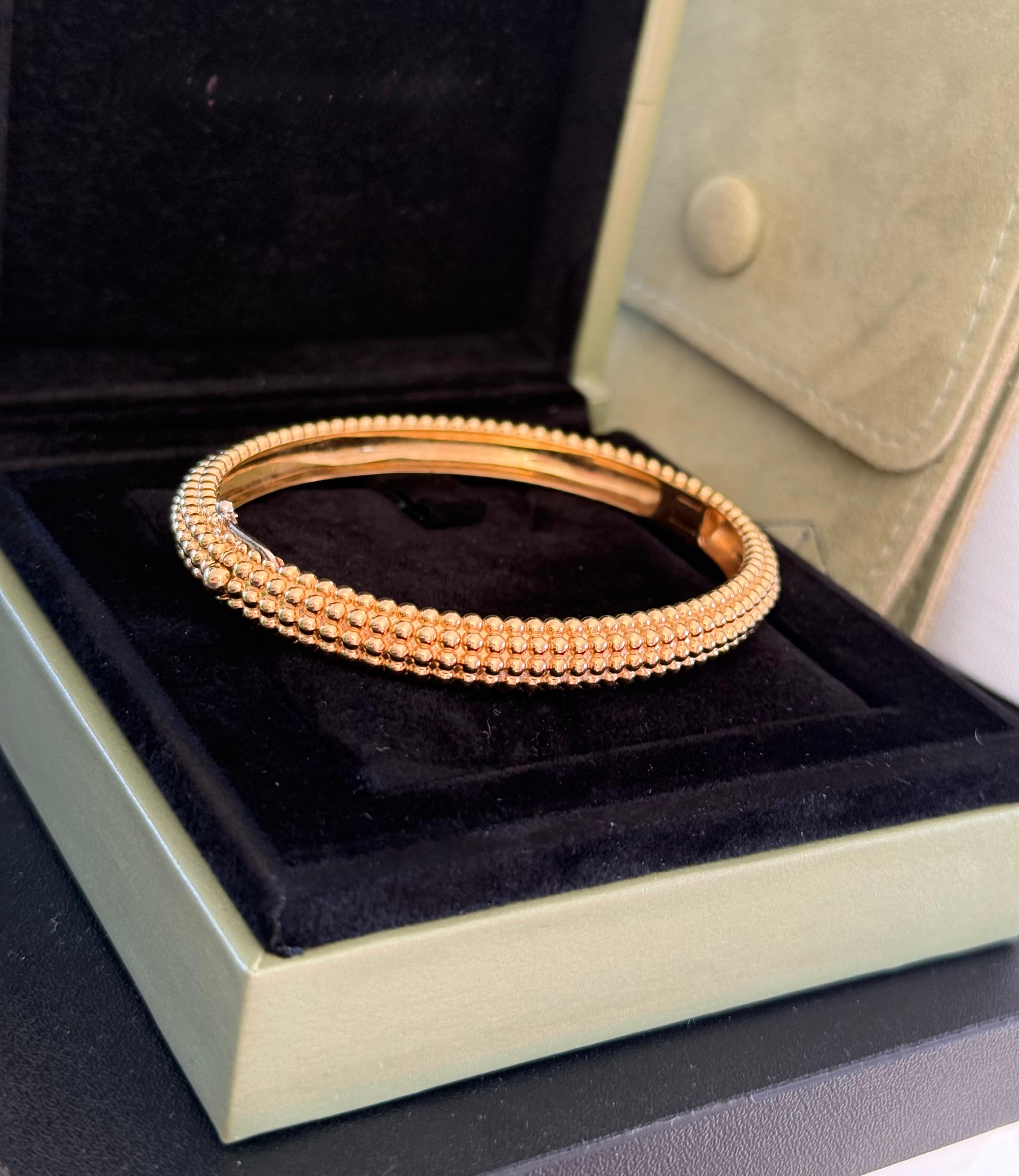 Van Cleef & Arpels Bracelet Perlee en or jaune 18k 5 rangs Taille moyenne en vente 2
