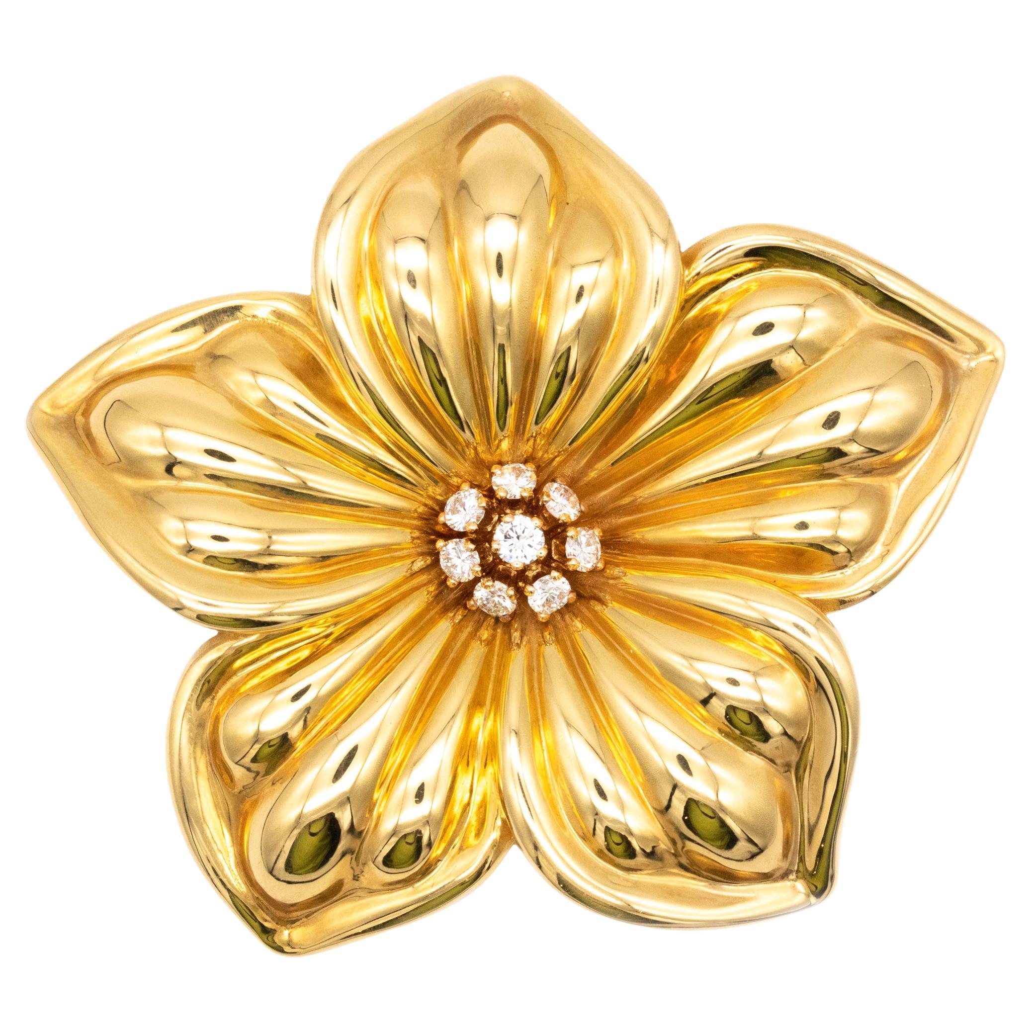 Van Cleef and Arpels 18Kt Yellow Gold Rose De Noel Brooch with VVS Diamonds For Sale