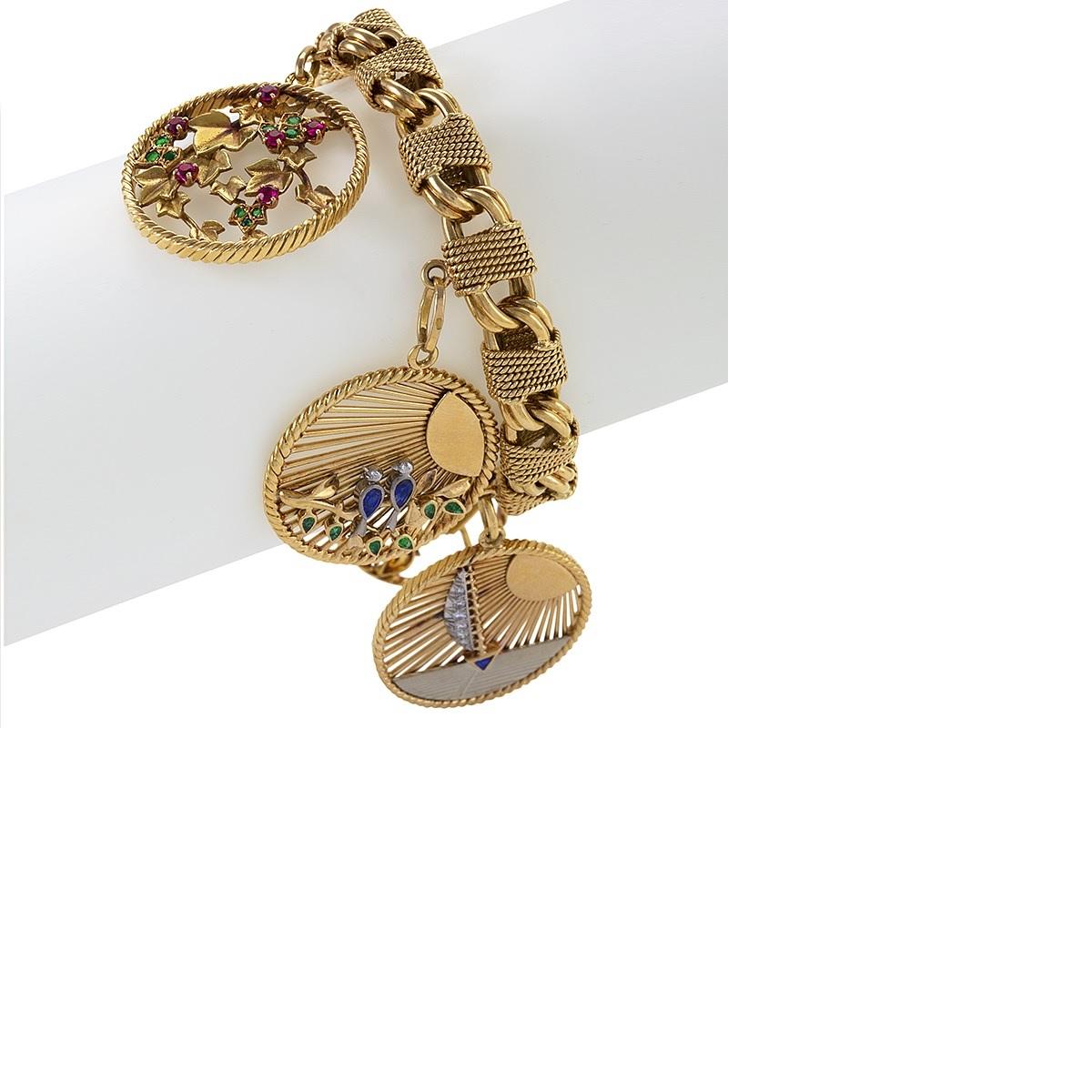 Van Cleef & Arpels 1950s Charm Bracelet In Excellent Condition In New York, NY