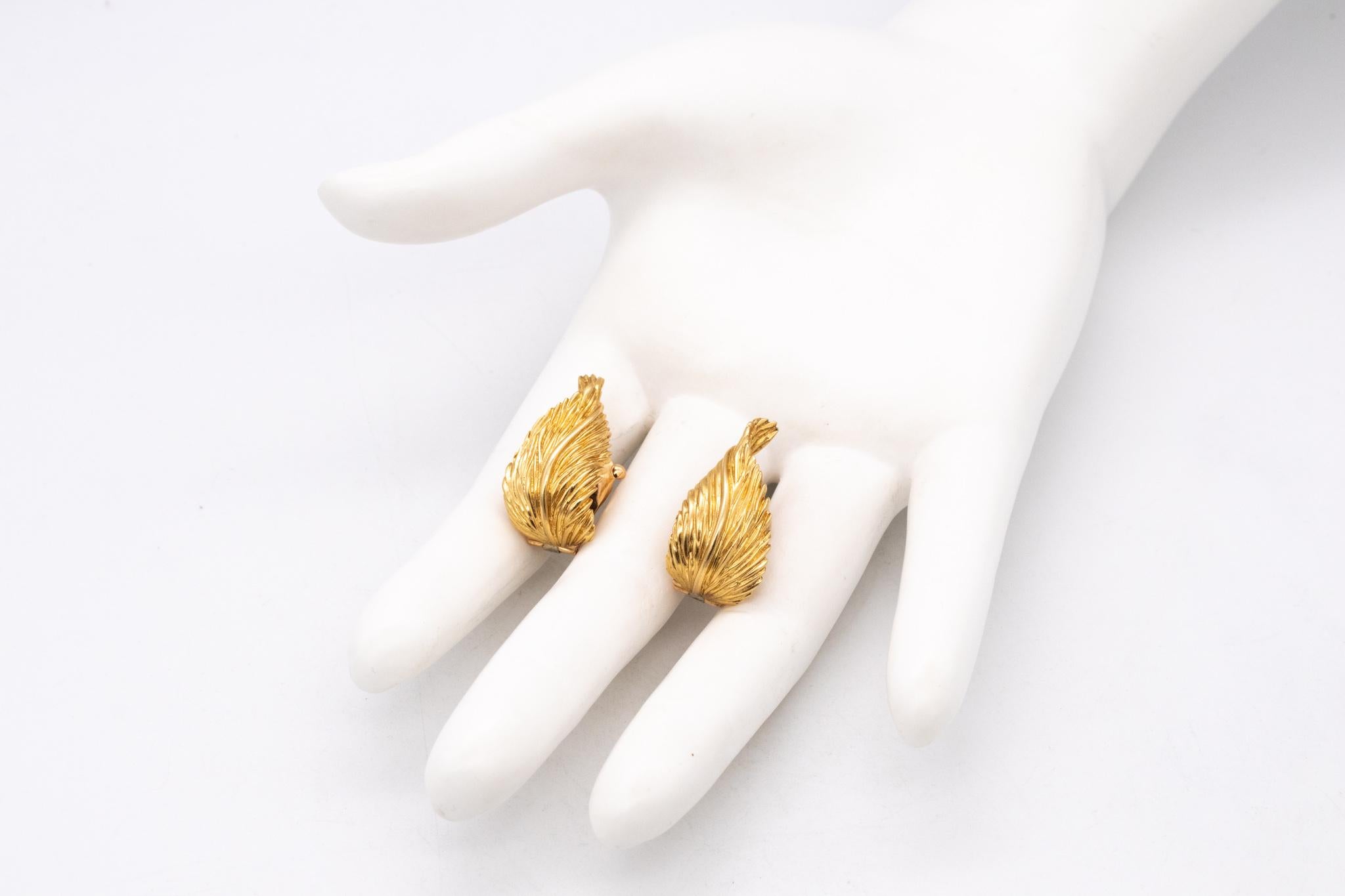 Post-War Van Cleef and Arpels 1960 Paris Textured Leaf Earrings in Solid 18kt Yellow Gold For Sale