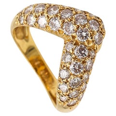 Van Cleef & Arpels 1976 Paris Ring in 18Kt Yellow Gold with 1.06 Cts Diamonds