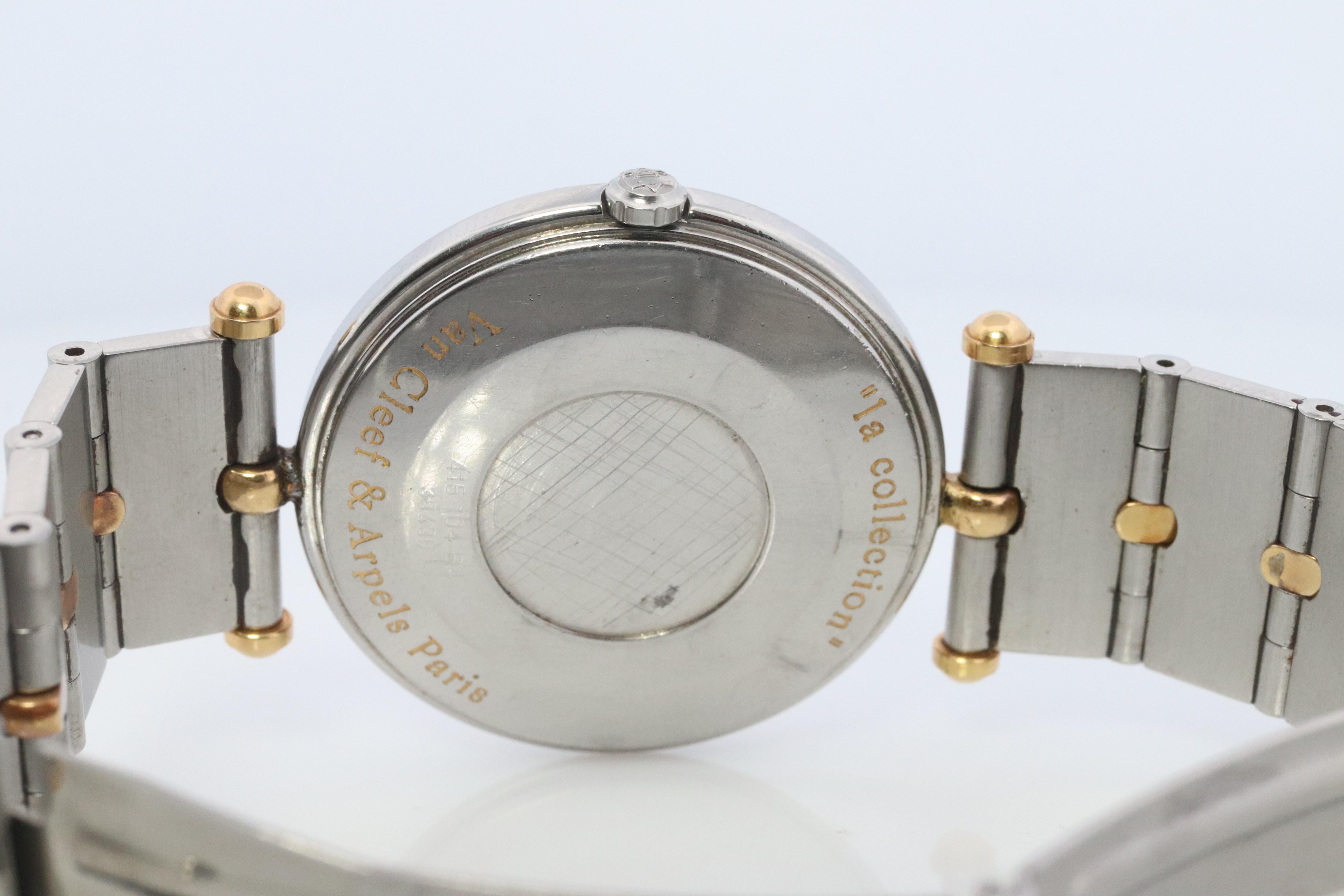 Van Cleef and Arpels 416 604 B4 watch. La Collection 18k SS Round 32mm Watch For Sale 2