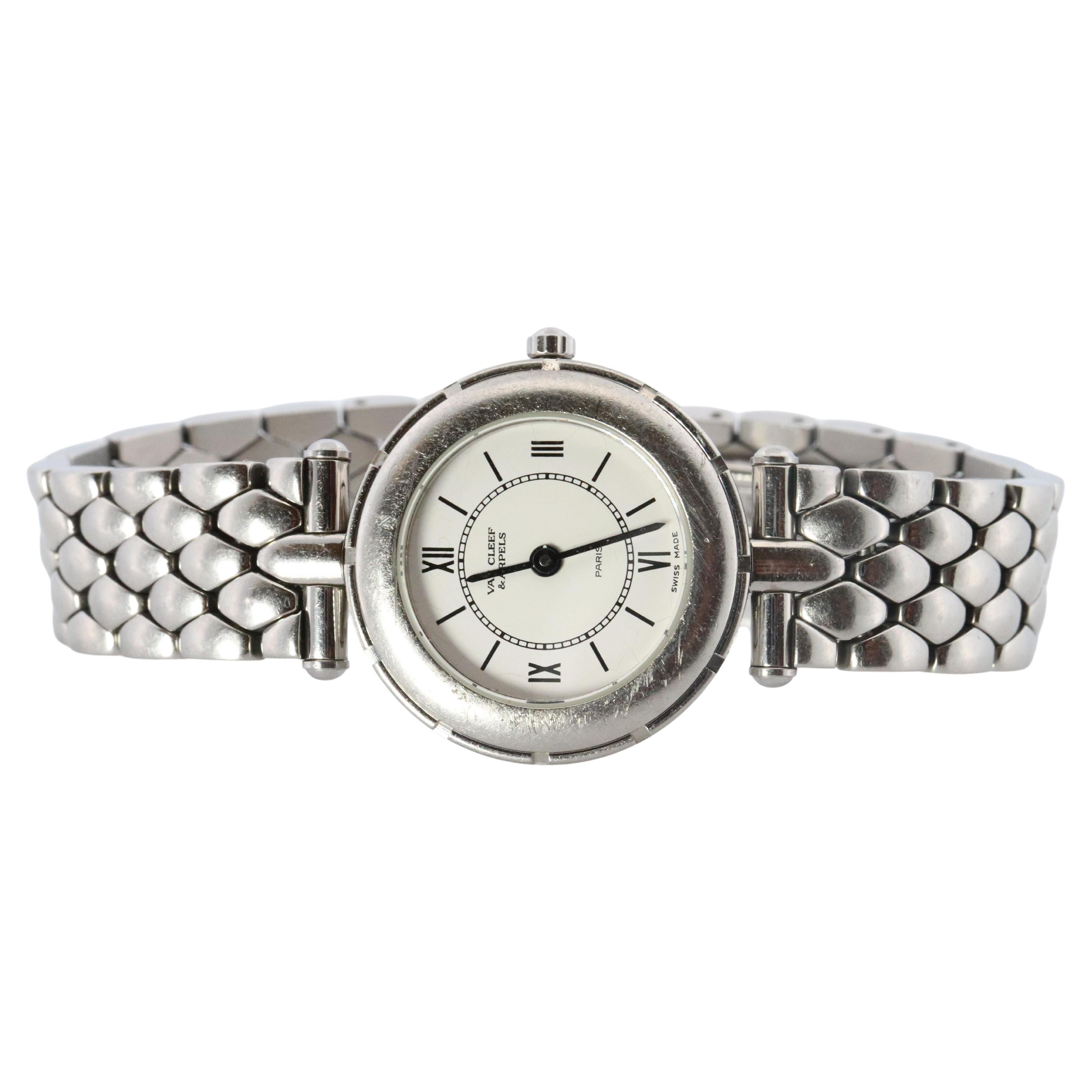 Montre Van Cleef & Arpels 53607 HHS. La Collection S S 18k Montre ronde 25mm en vente