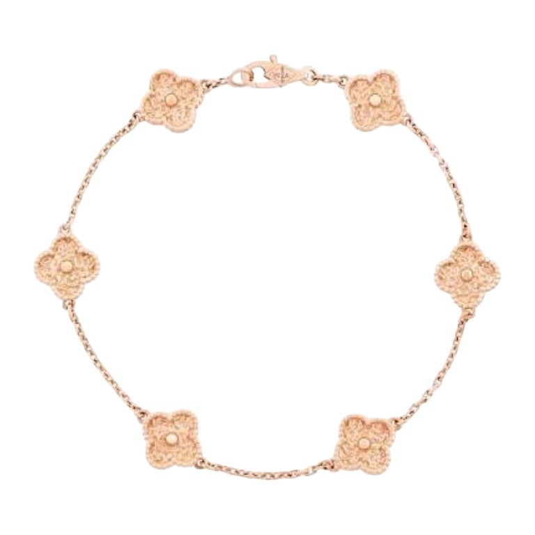 Does Van Cleef and Arpels have rose gold?