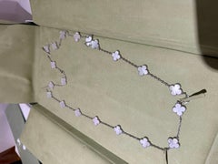 Van Cleef and Arpels Alhambra 20 motifs mother of pearl white gold necklave