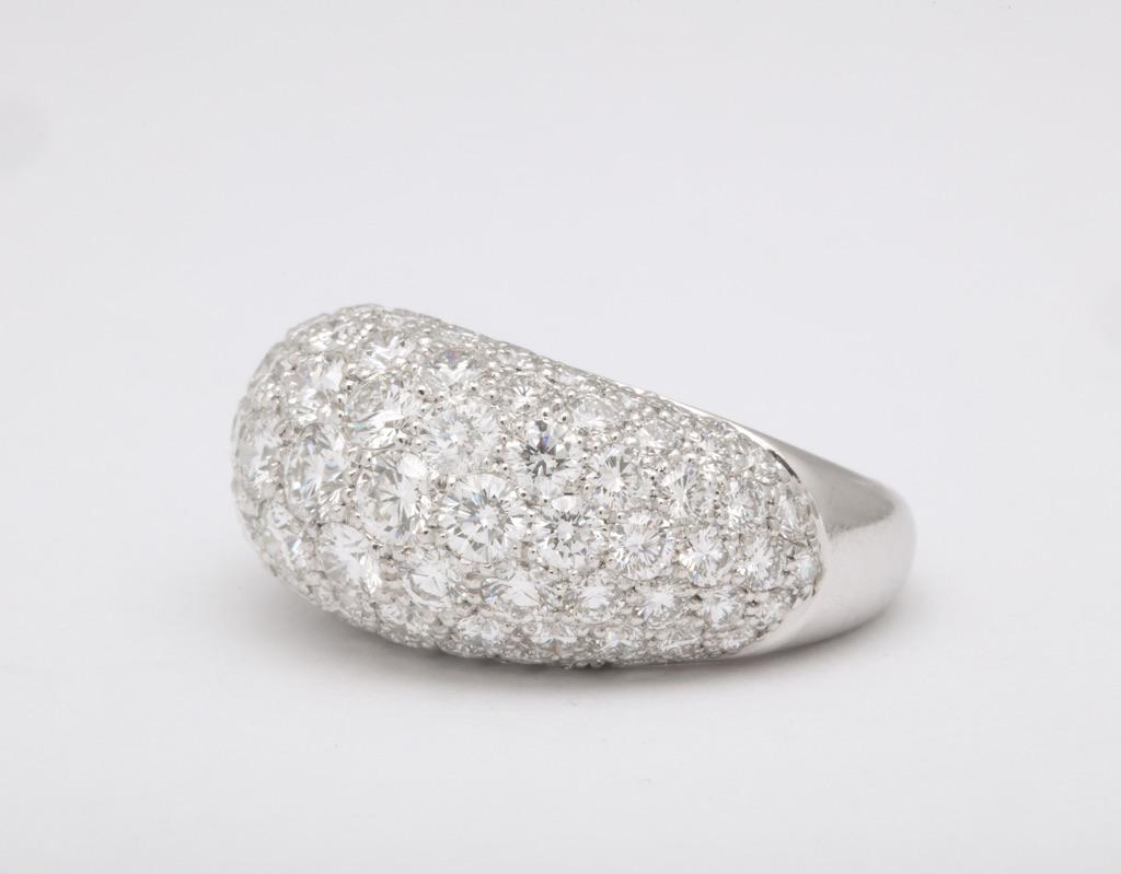 Van Cleef & Arpels Bombé Diamond Ring 4