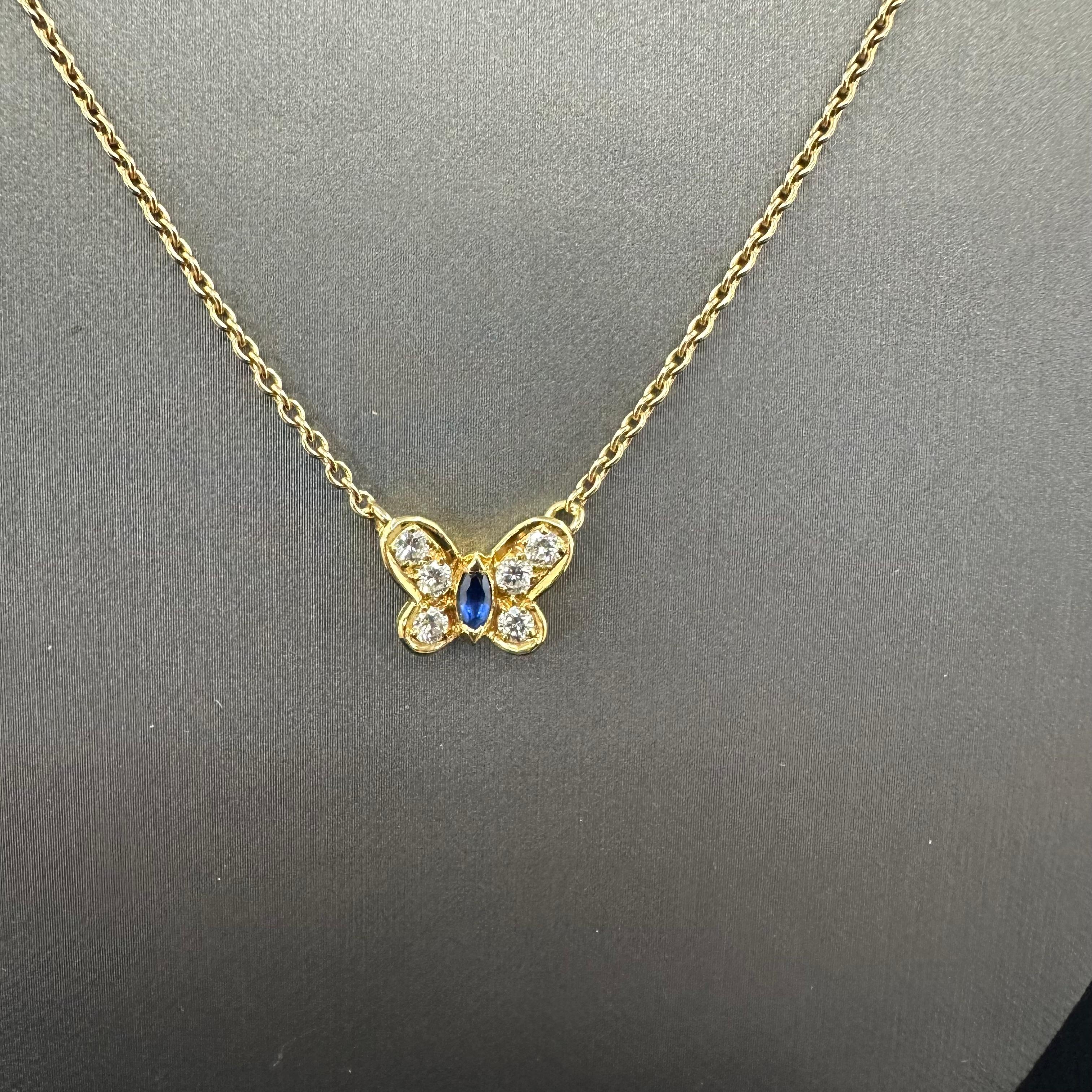Van Cleef and Arpels Butterfly Pendants Necklace 18k Yellow Gold In Good Condition For Sale In Beverly Hills, CA