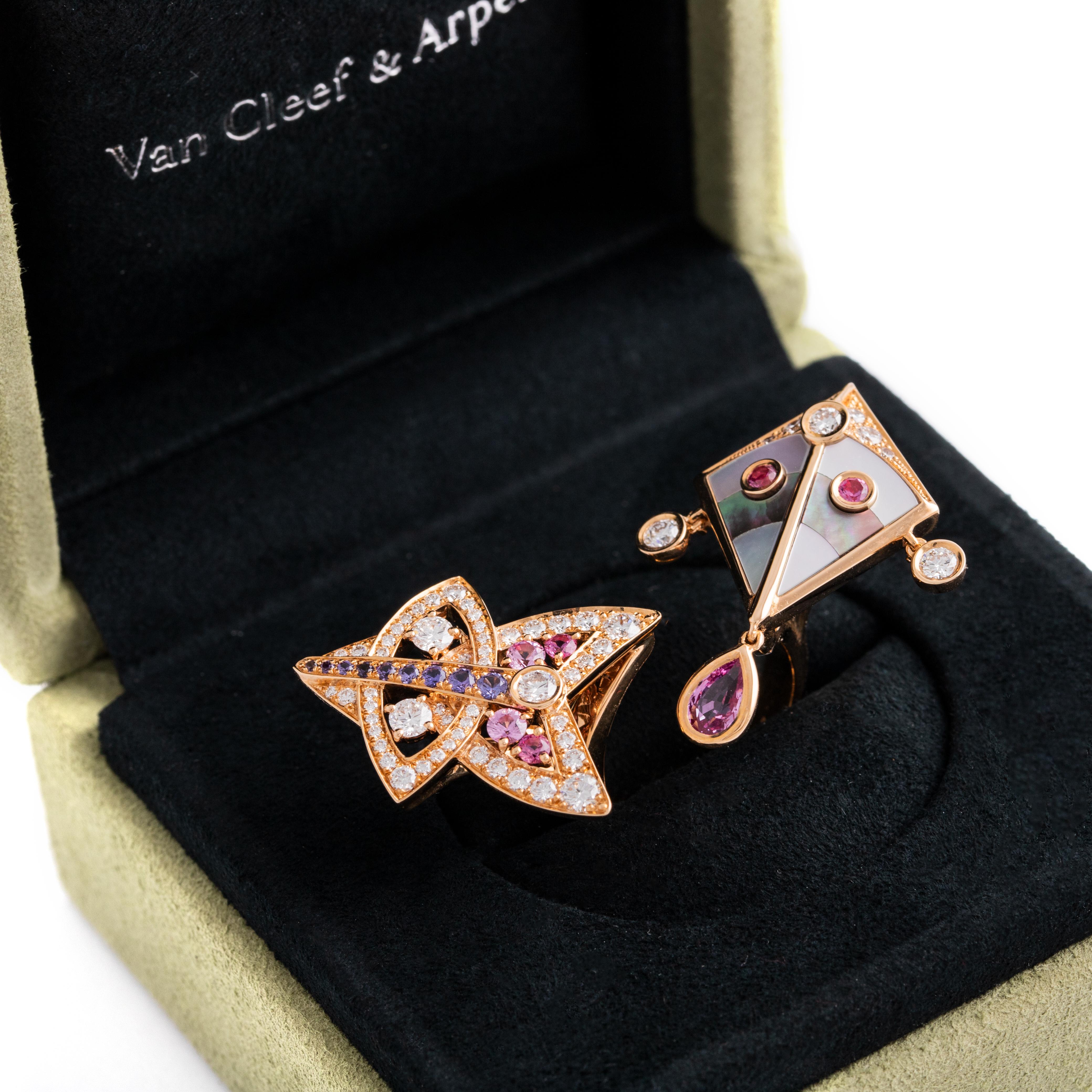 Round Cut Van Cleef and Arpels Cerfs-Volants Diamond Gold 18K Ring