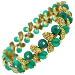 Van Cleef and Arpels Chrysoprase Yellow Gold Bangle Bracelet