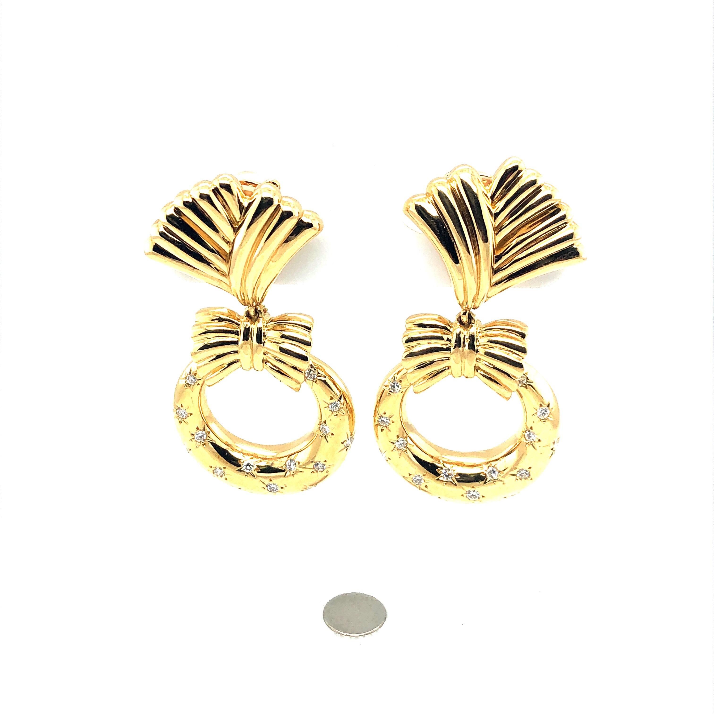 Van Cleef & Arpels Clip-On Yellow Gold Vintage Earrings Diamonds and Charms 4