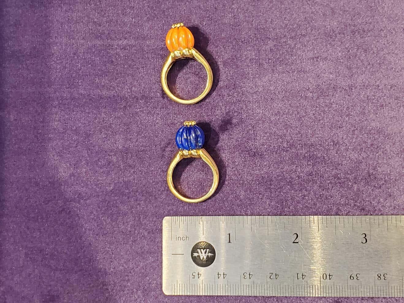 Van Cleef and Arpels Coral and Lapis Ring Set For Sale 5