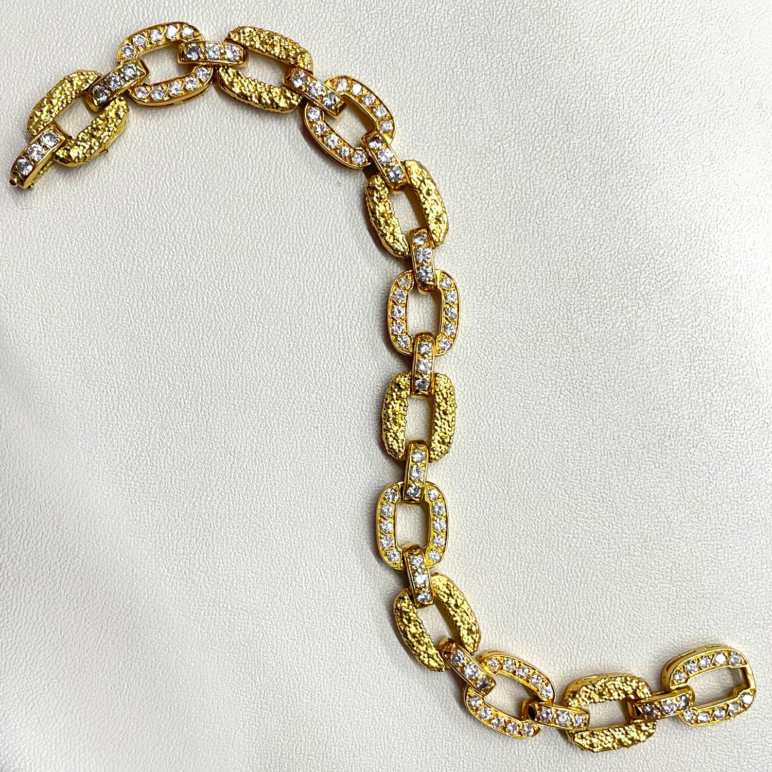 Women's Van Cleef and Arpels Diamond and Textured Gold Bracelet, ca. 1940s For Sale