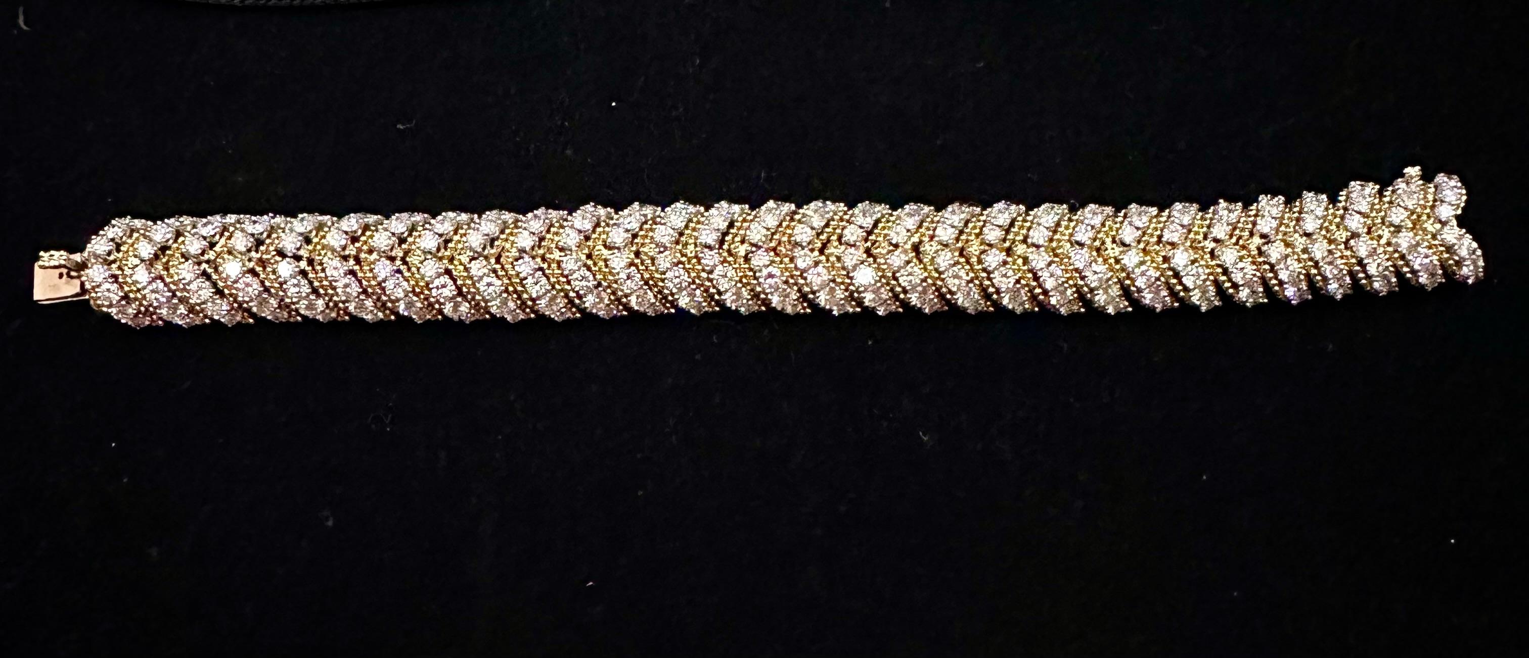Women's or Men's Van Cleef And Arpels Diamond Bracelet 18k Yellow Gold  For Sale
