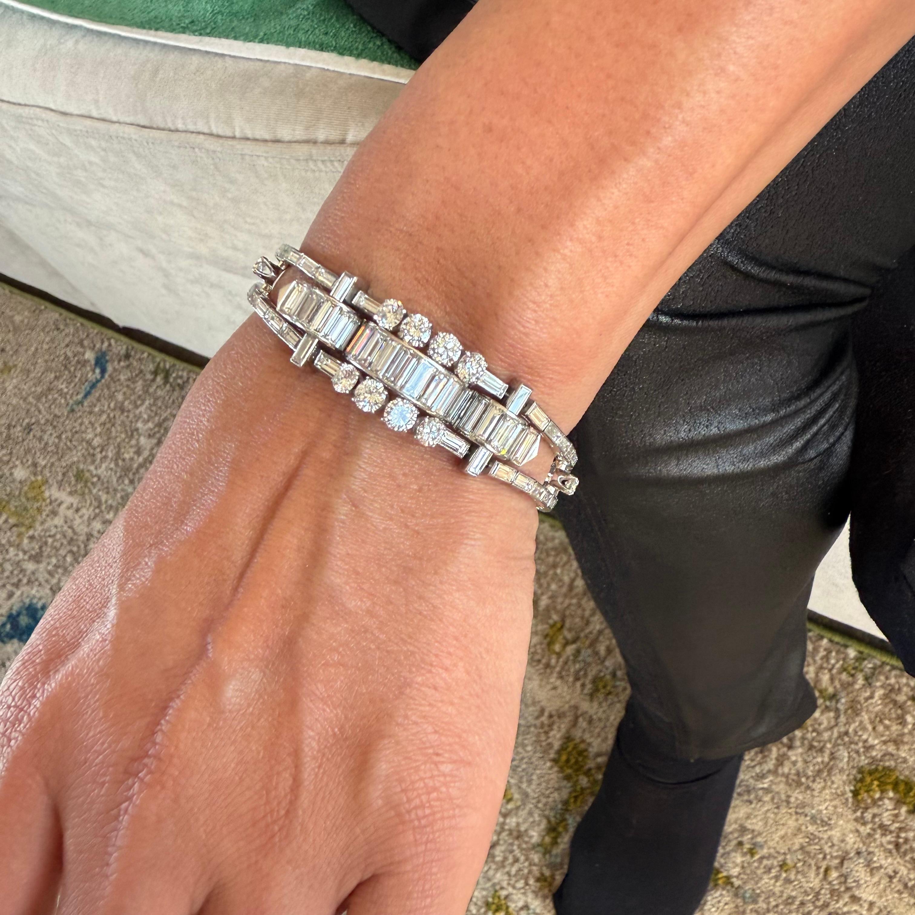 Van Cleef and Arpels Diamond Bracelet French For Sale 1