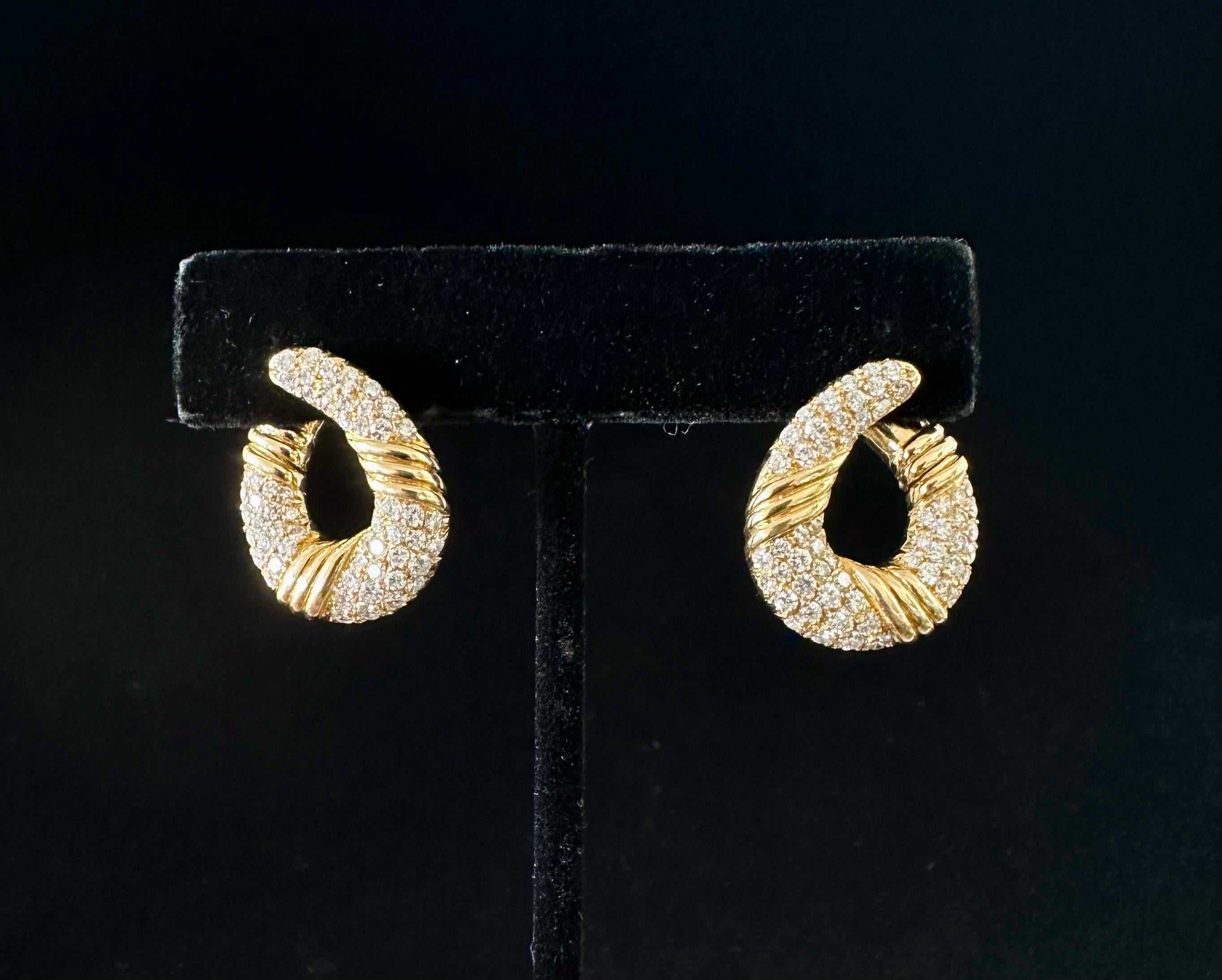 Van Cleef And Arpels Diamond Clip Earrings Paris For Sale 1