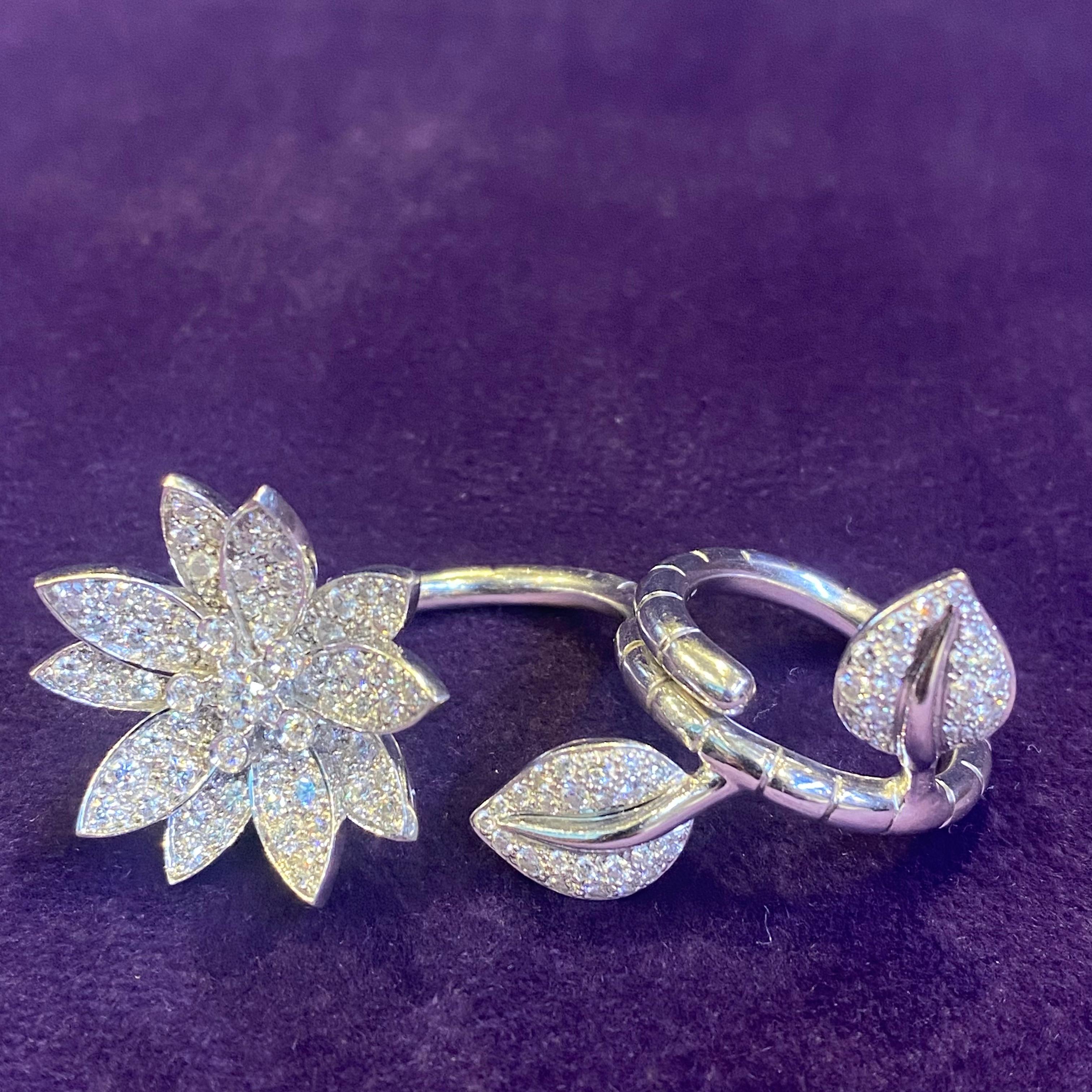 Van Cleef and Arpels Diamond Lotus Between The Finger Ring  8