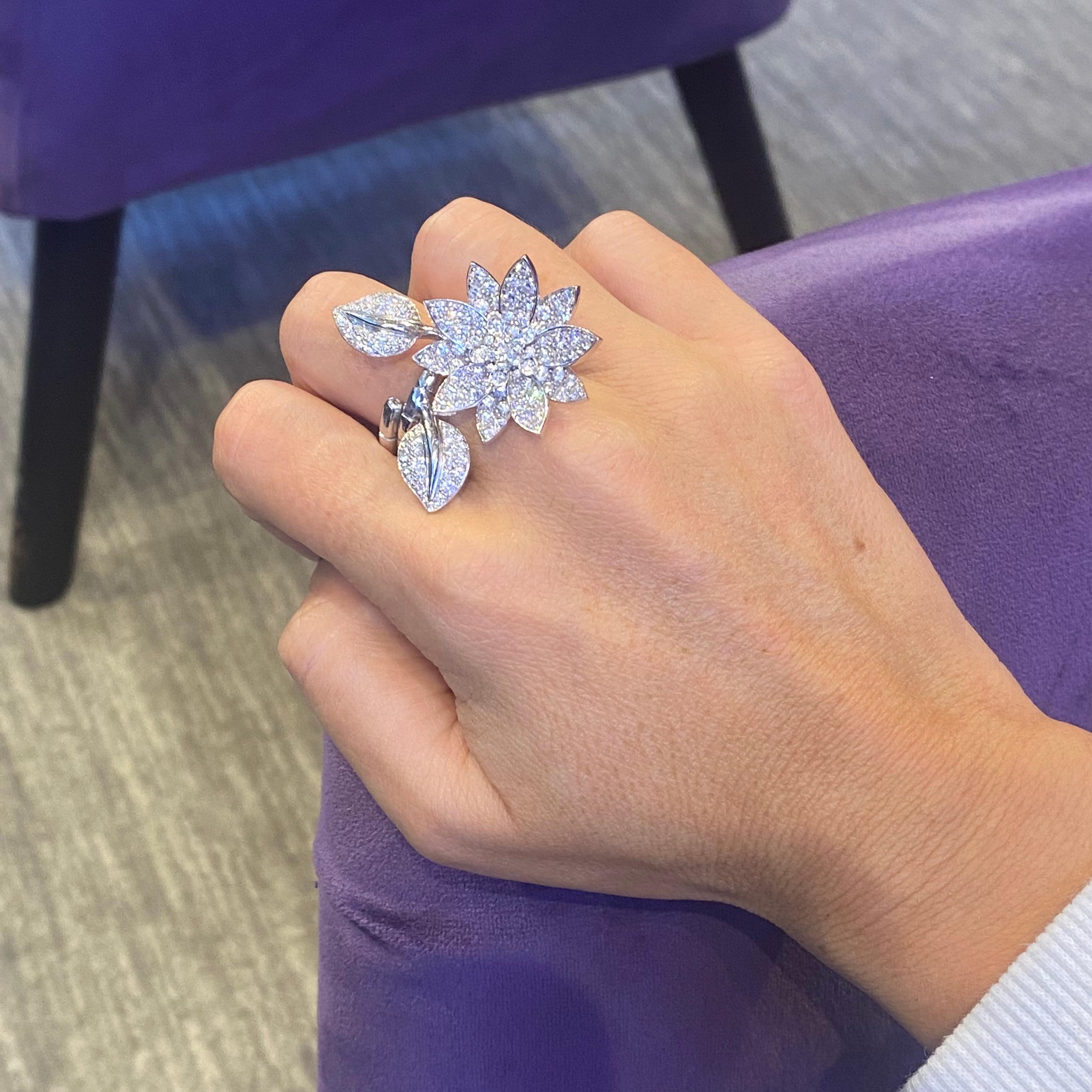 Round Cut Van Cleef and Arpels Diamond Lotus Between The Finger Ring