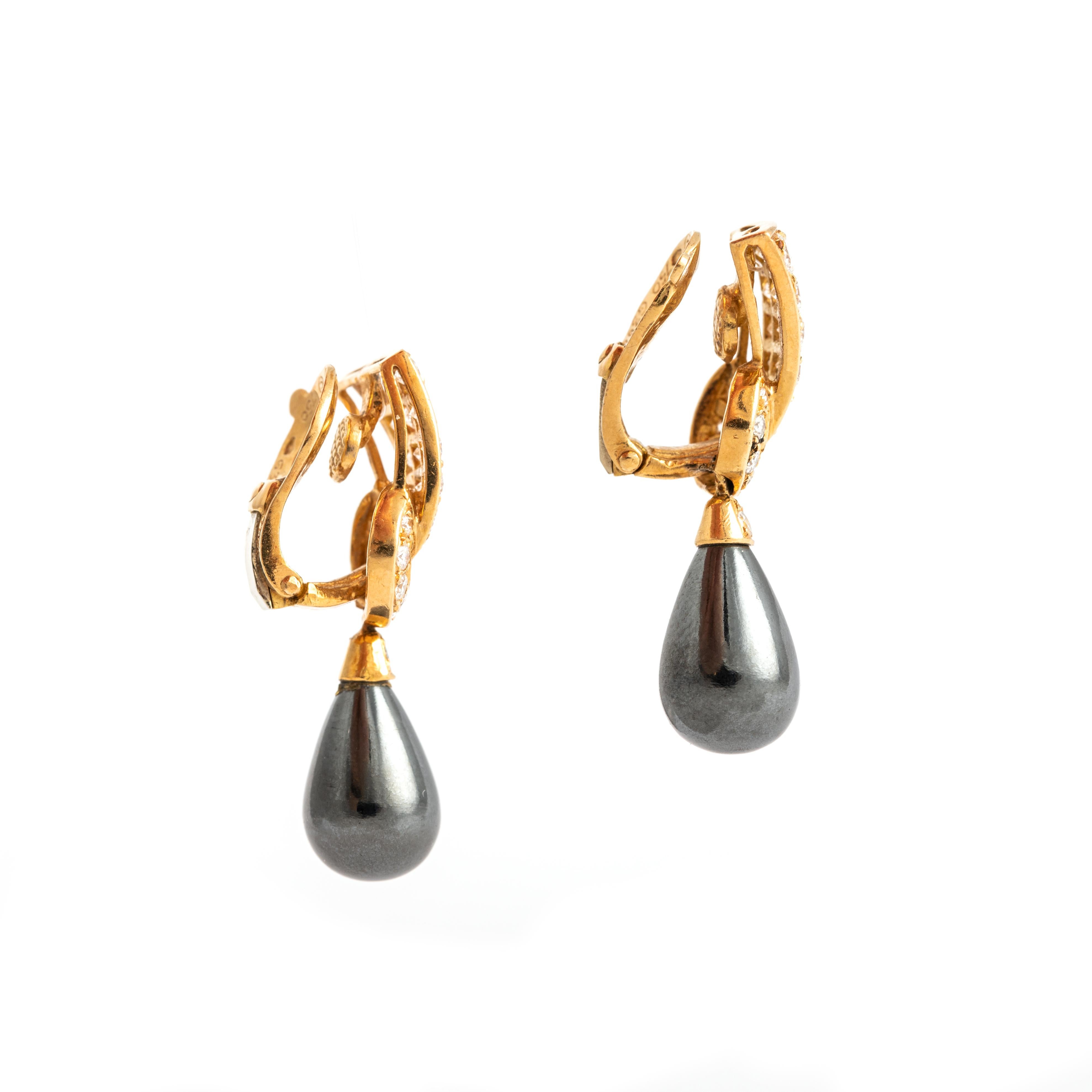 Van Cleef and Arpels ensemble collier et boucles d'oreilles en hématite et diamants en vente 6