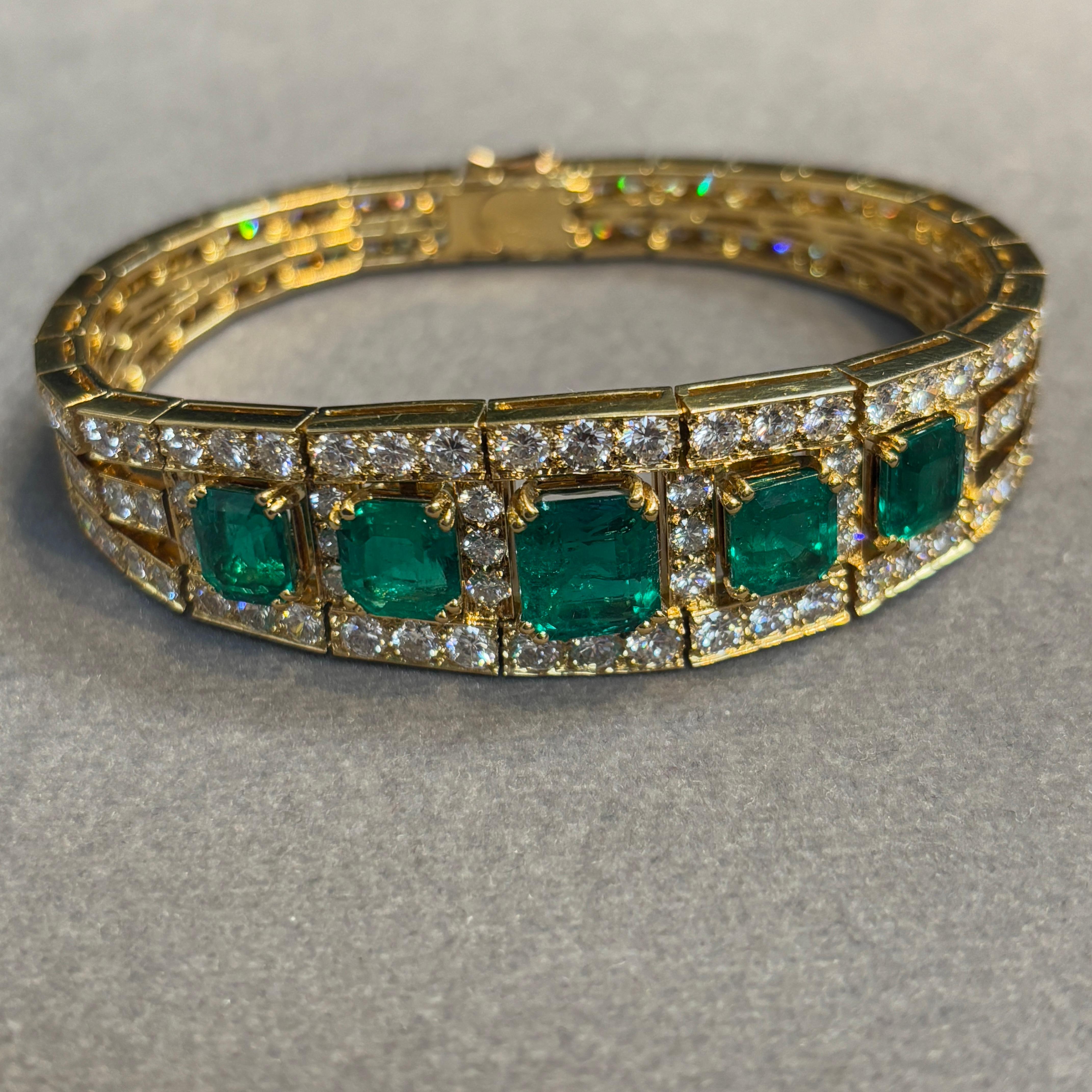 Van Cleef & Arpels Smaragd- und Diamantarmband im Angebot 2