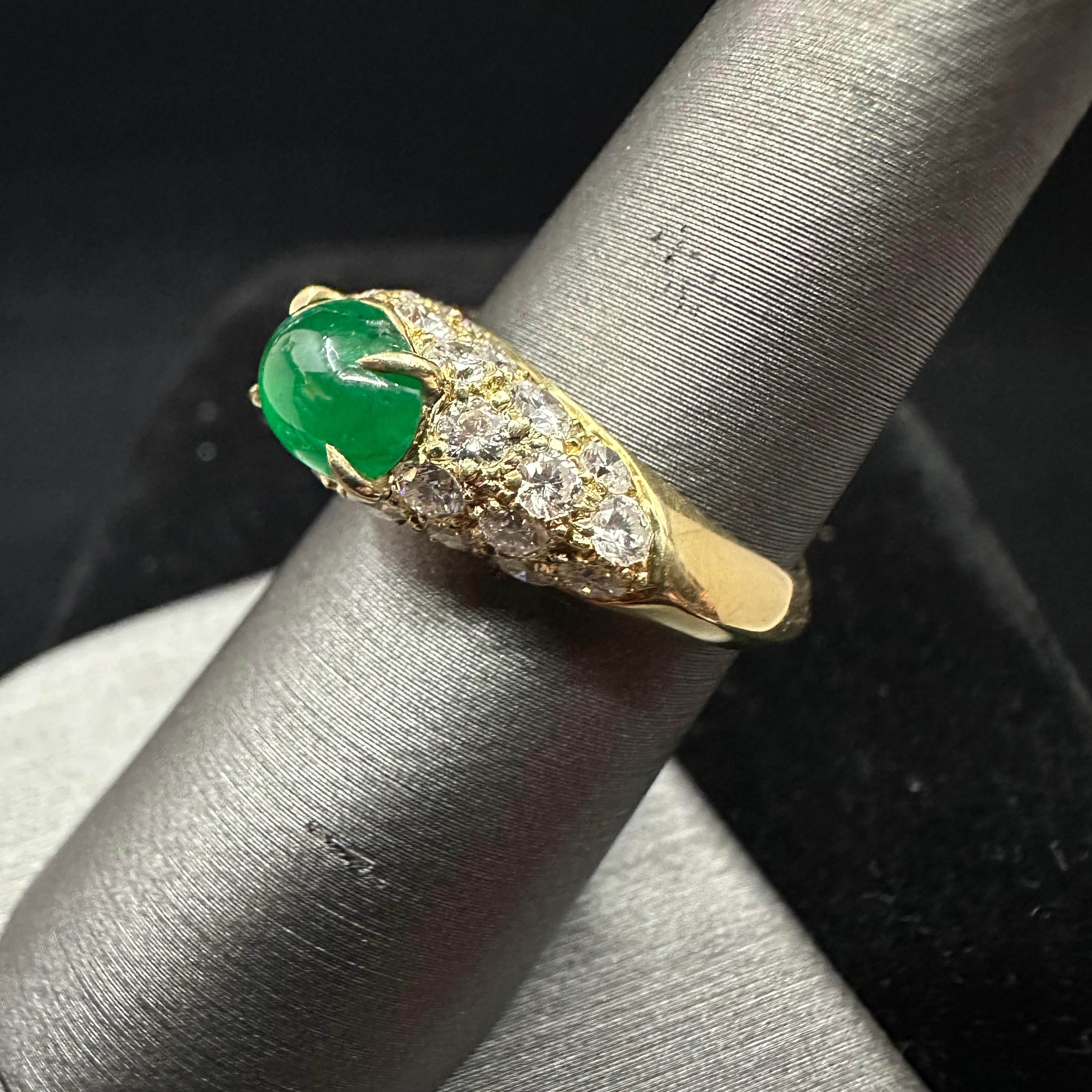 Cabochon Van Cleef and Arpels Emerald Diamond Stacking Band For Sale