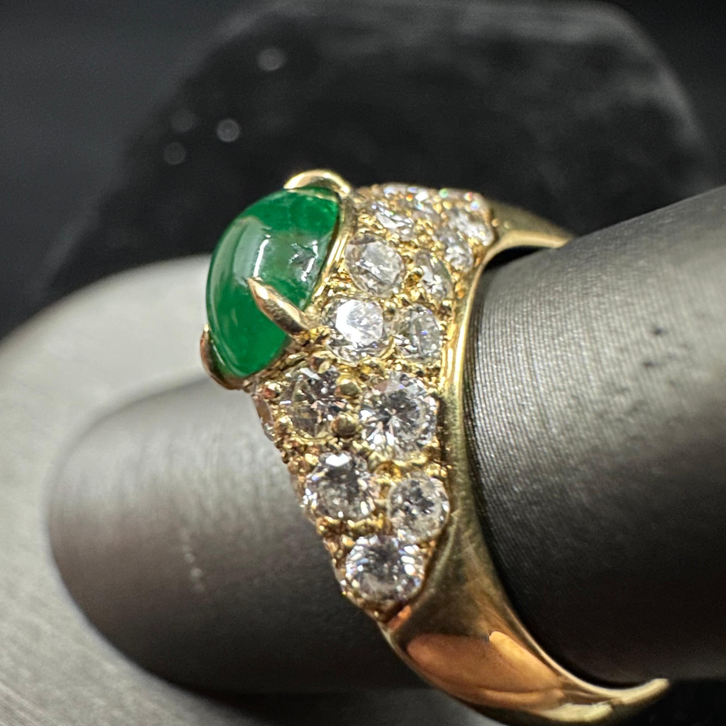Van Cleef and Arpels Emerald Diamond Stacking Band In Fair Condition For Sale In Beverly Hills, CA