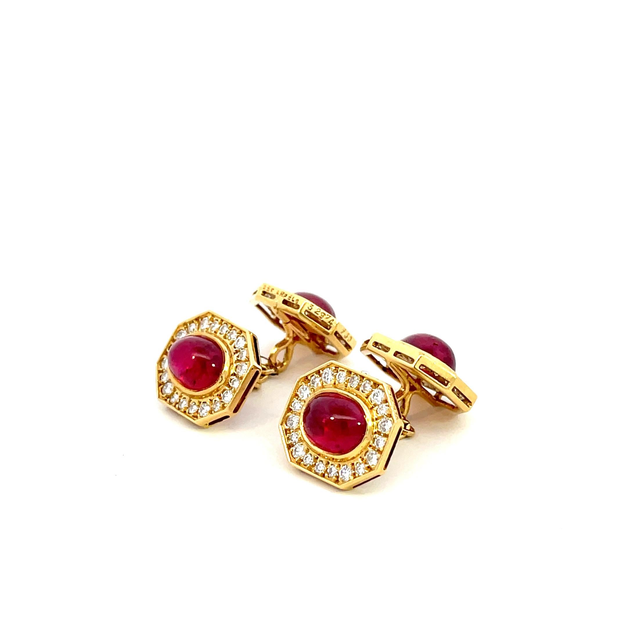 VCA Van Cleef & Arpels Gem Vivid-red Ruby and Diamonds Cufflinks In Excellent Condition In Milano, IT