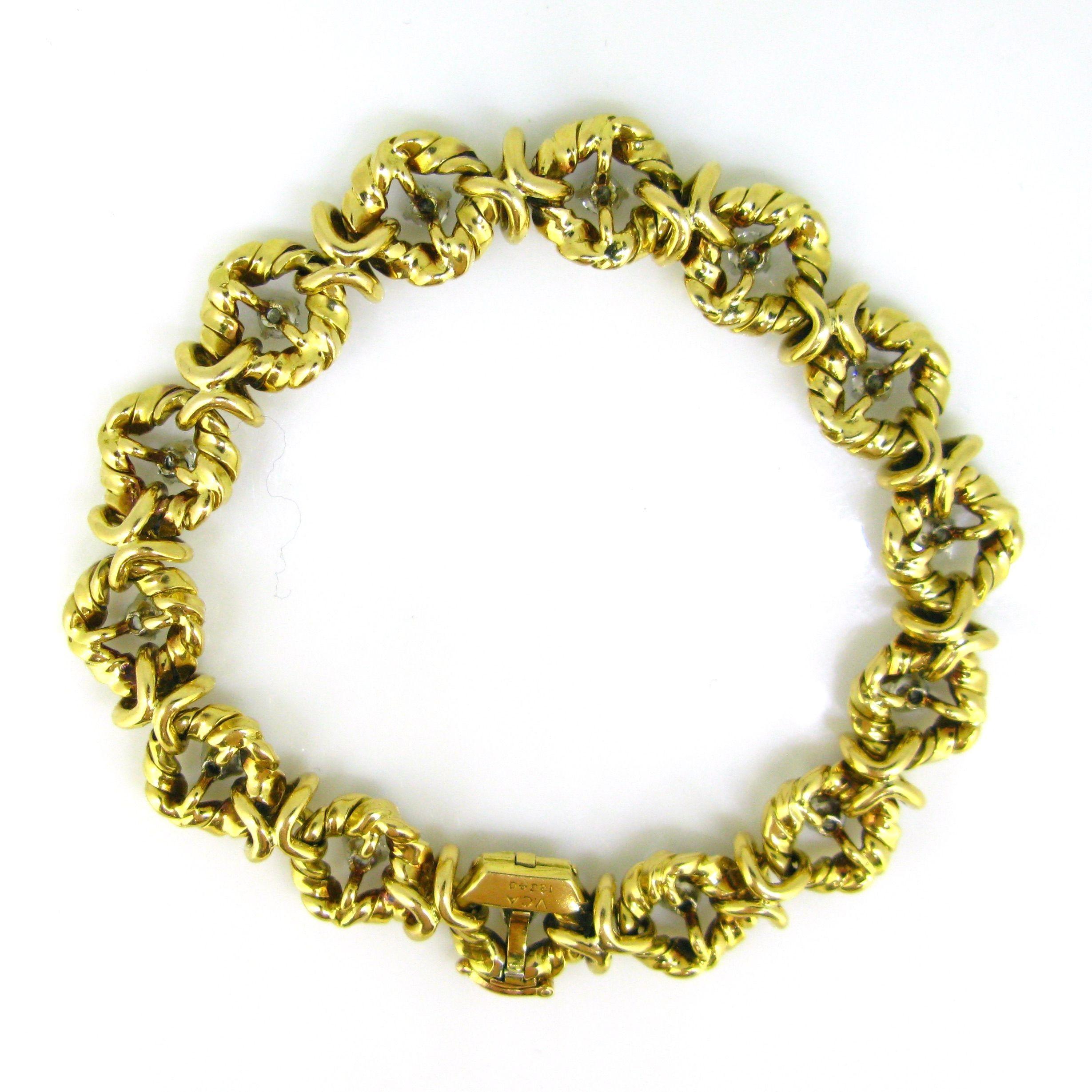 Round Cut Van Cleef & Arpels Georges Lenfant Diamonds Yellow Gold Bracelet, circa 1960