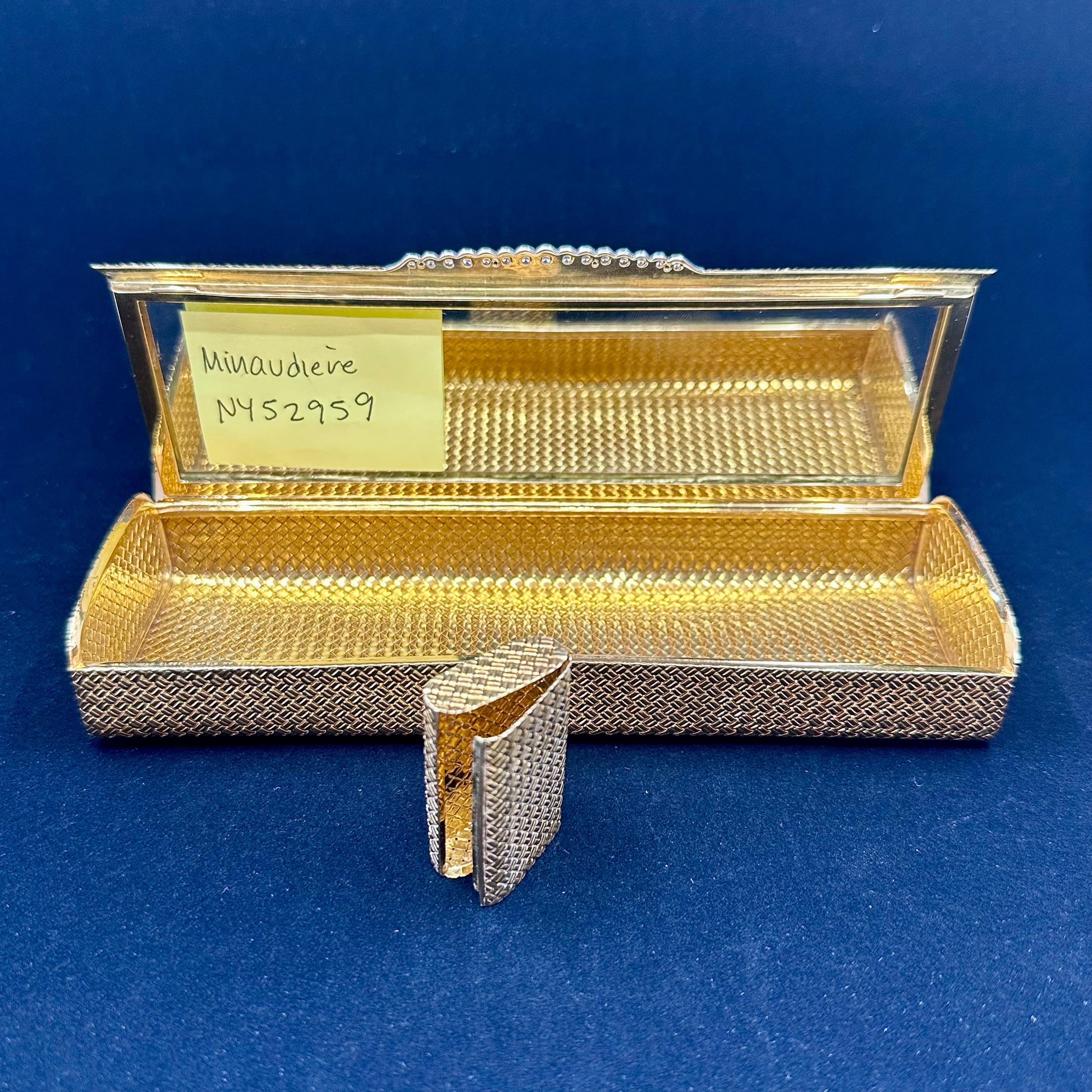 Van Cleef and Arpels Gold and Diamond Minaudière Box Clutch  In Good Condition For Sale In Beverly Hills, CA