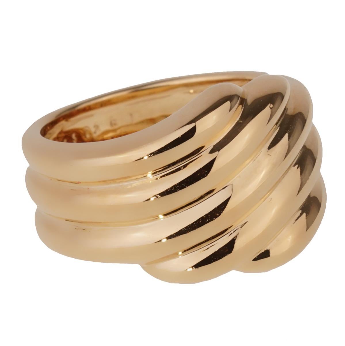 Women's Van Cleef & Arpels Gold Cocktail Ring