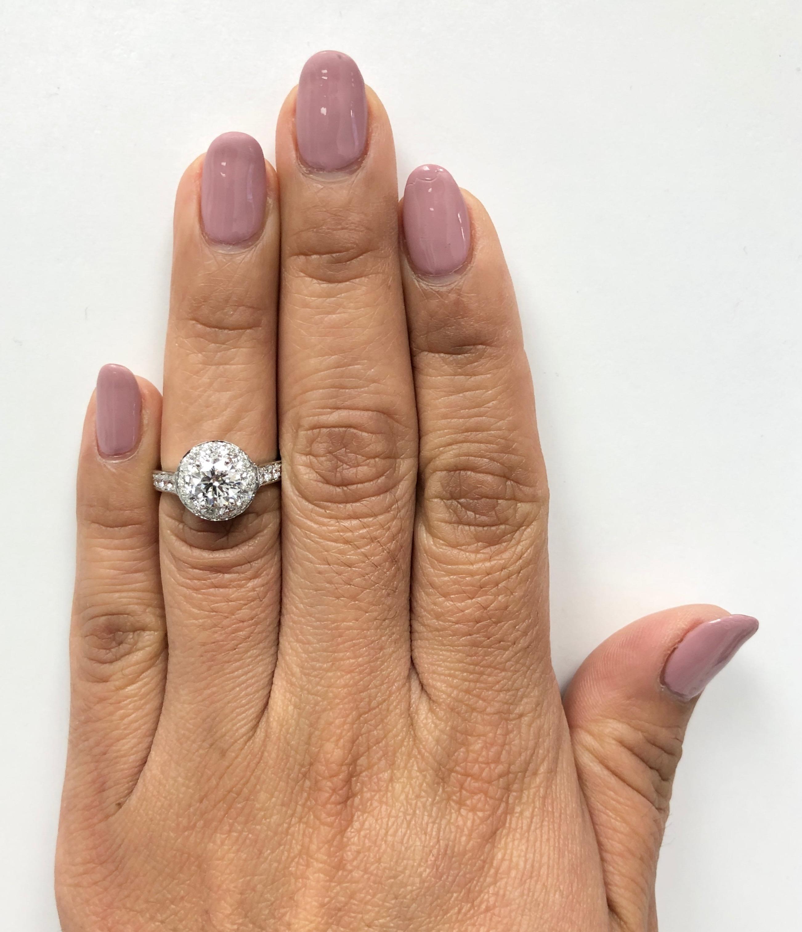 Van Cleef and Arpels Icone Diamond and Platinum Engagement Ring 1.02 E VVS2 1
