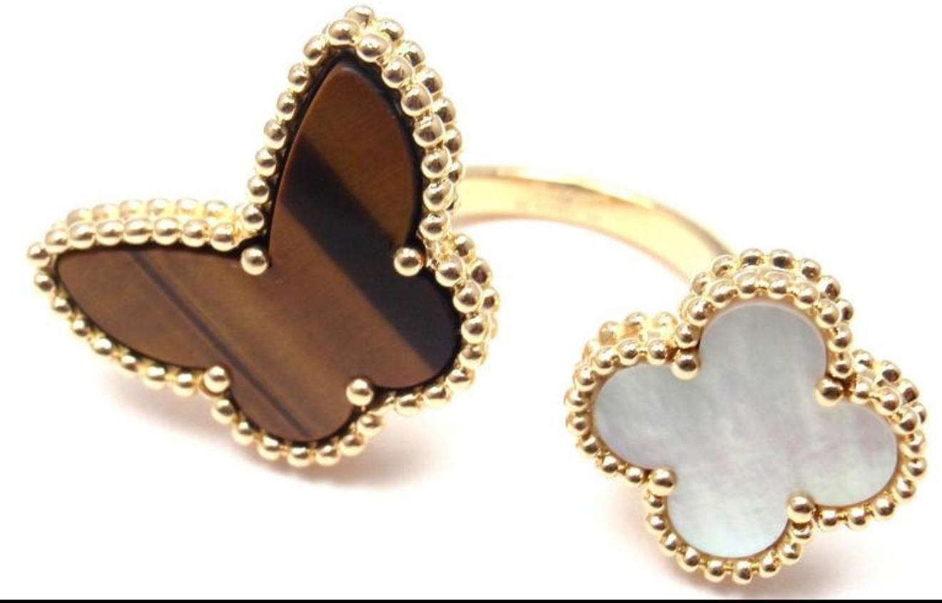 Van Cleef & Arpels Lucky Springs Ring zwischen den Fingern im Angebot 2