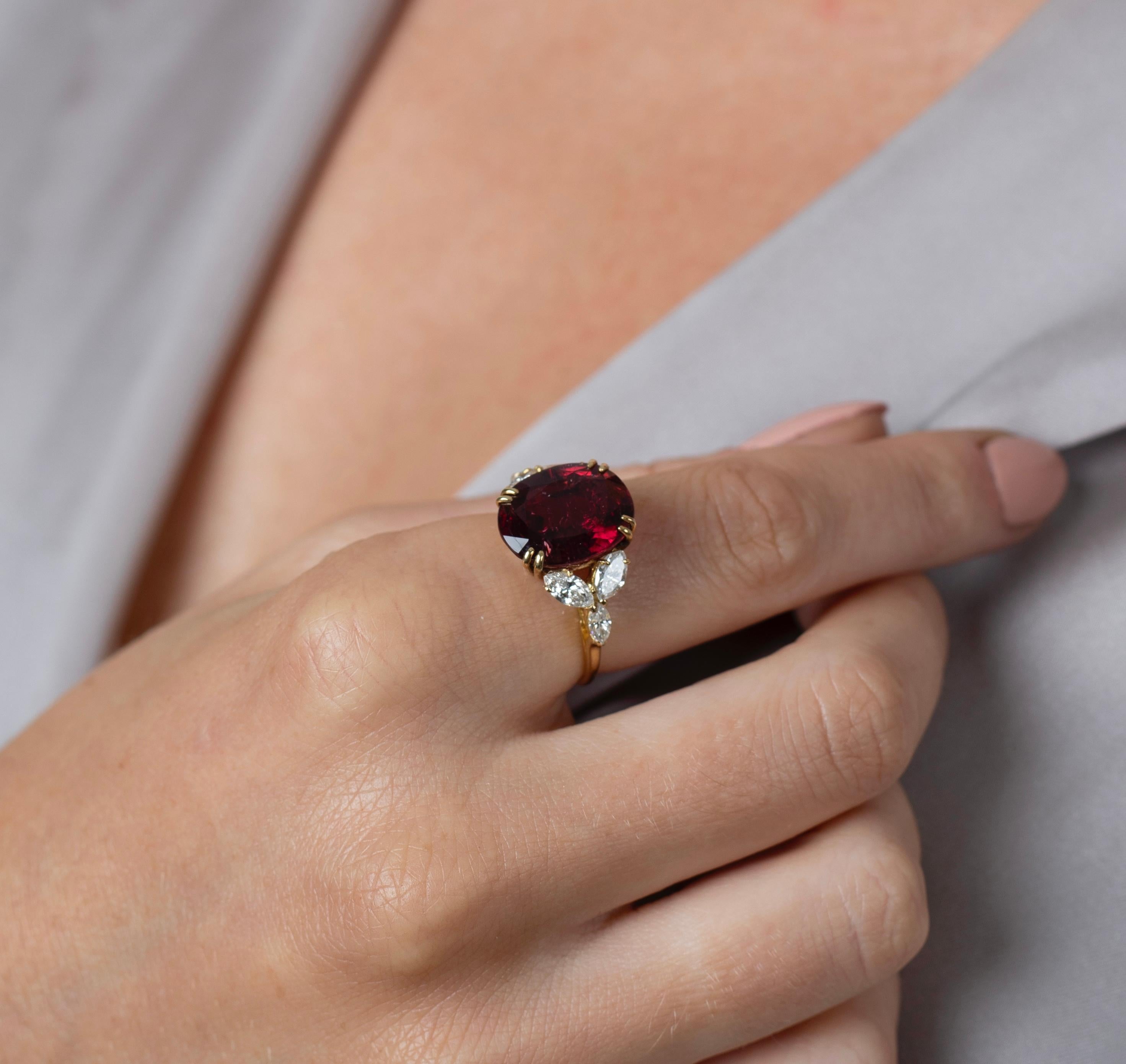 Women's Van Cleef and Arpels 8.85 Carat No Heat Oval-Cut Ruby 18k Gold GRS Cert Ring For Sale