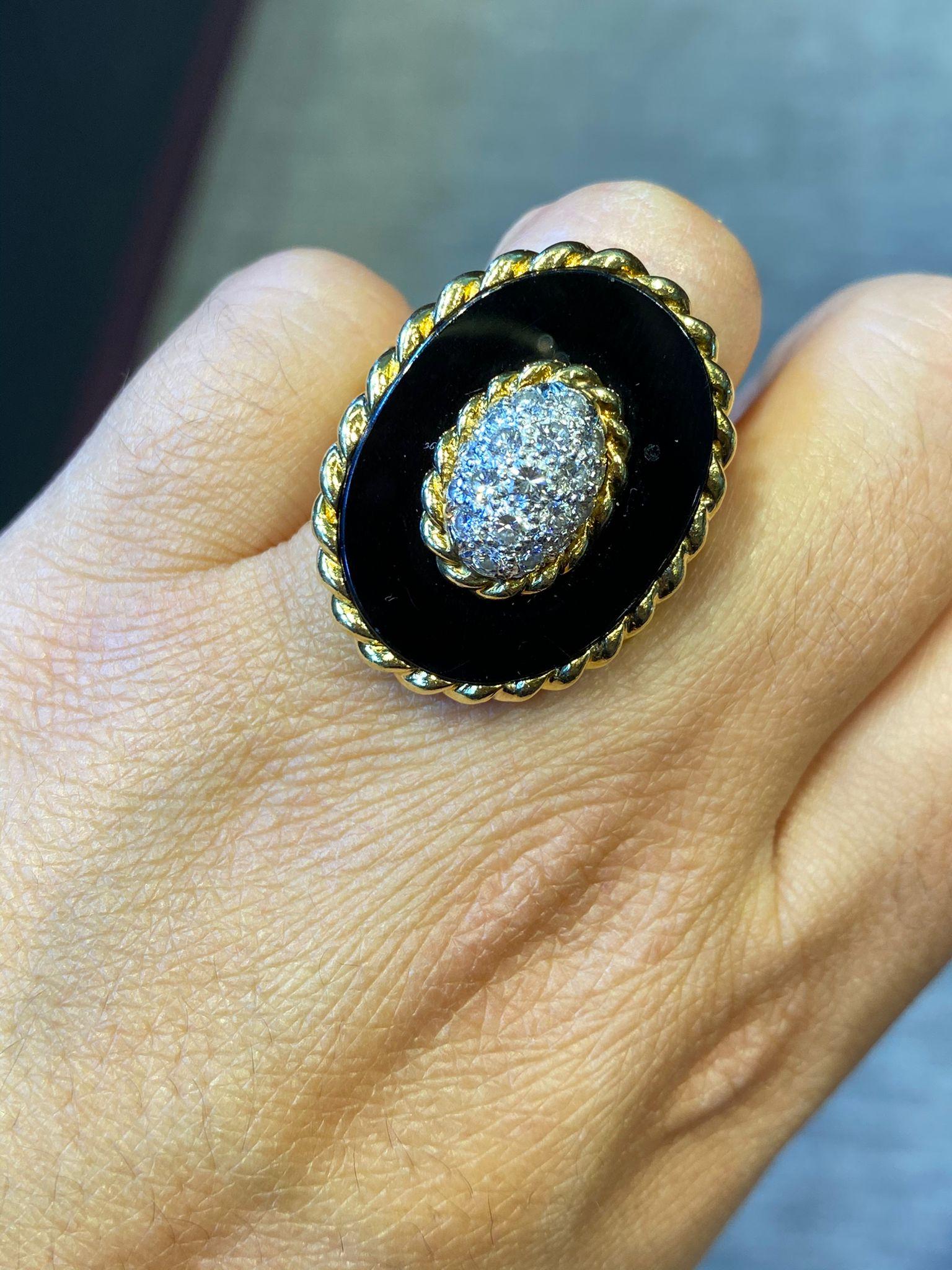 Van Cleef & Arpels Ring aus Onyx und Diamanten (Rundschliff)