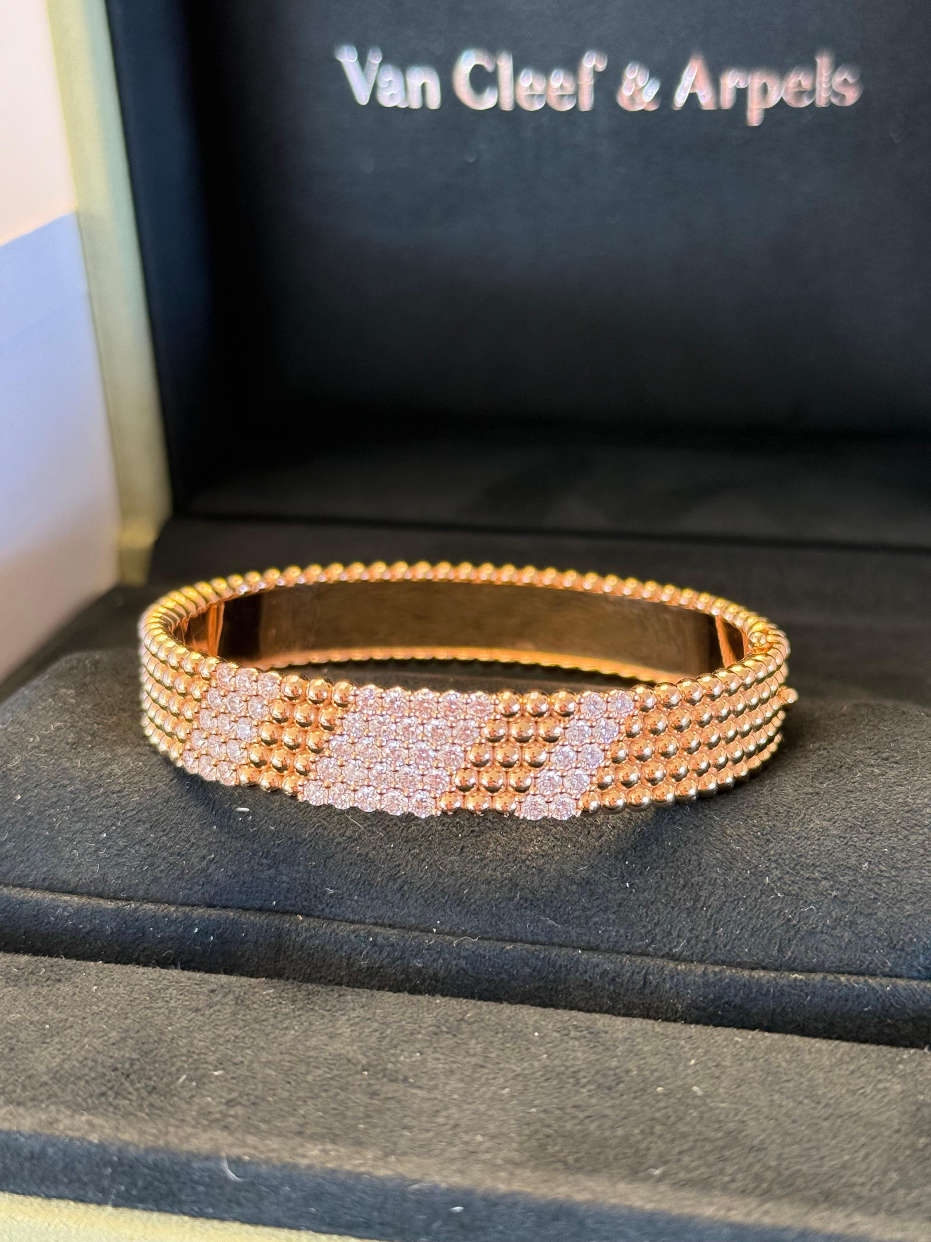 Van Cleef & Arpels Bracelet à diamants Perlee en vente 2