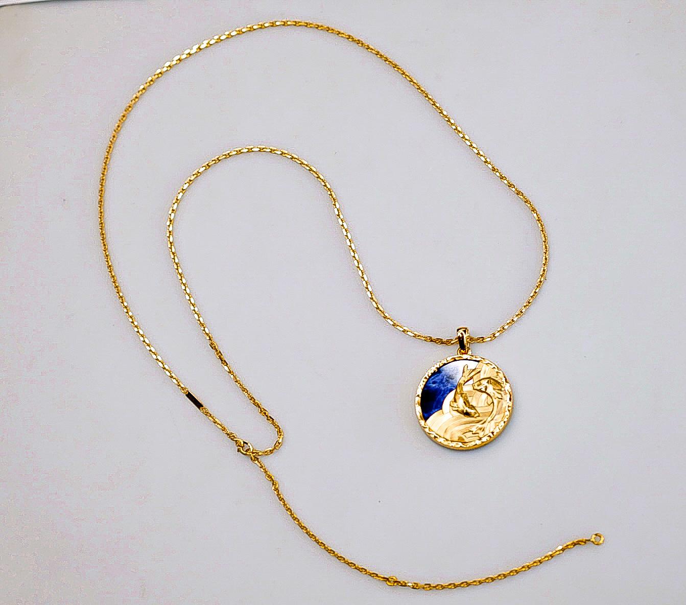 Women's Van Cleef and Arpels Pisces Zodiac Pendant On A Chain Necklace For Sale